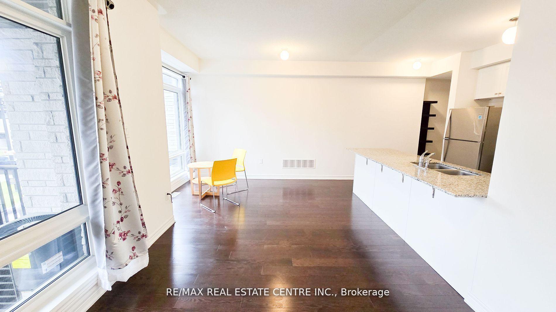 Photo 13 of 408 Salem Road S, Ajax, South East — HOMEH