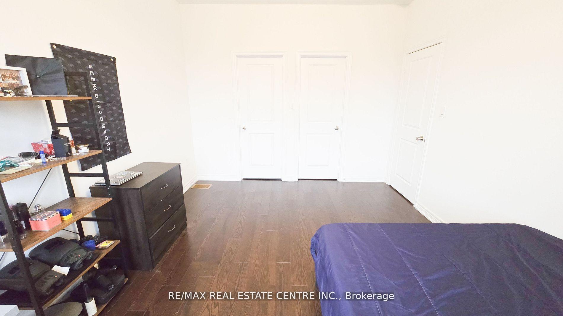 Photo 32 of 408 Salem Road S, Ajax, South East — HOMEH