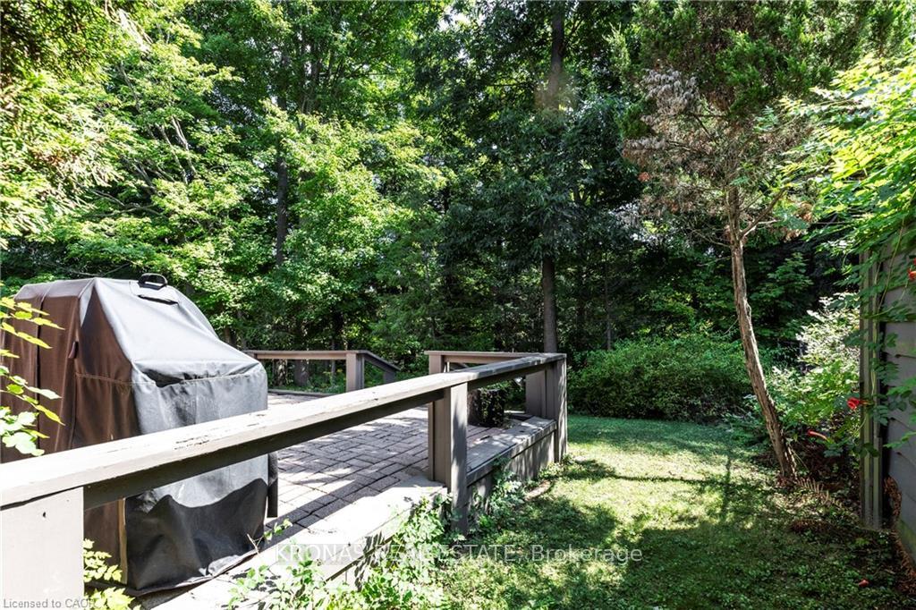 Photo 19 of 8 Jerome Park Drive, Hamilton, Dundas — HOMEH