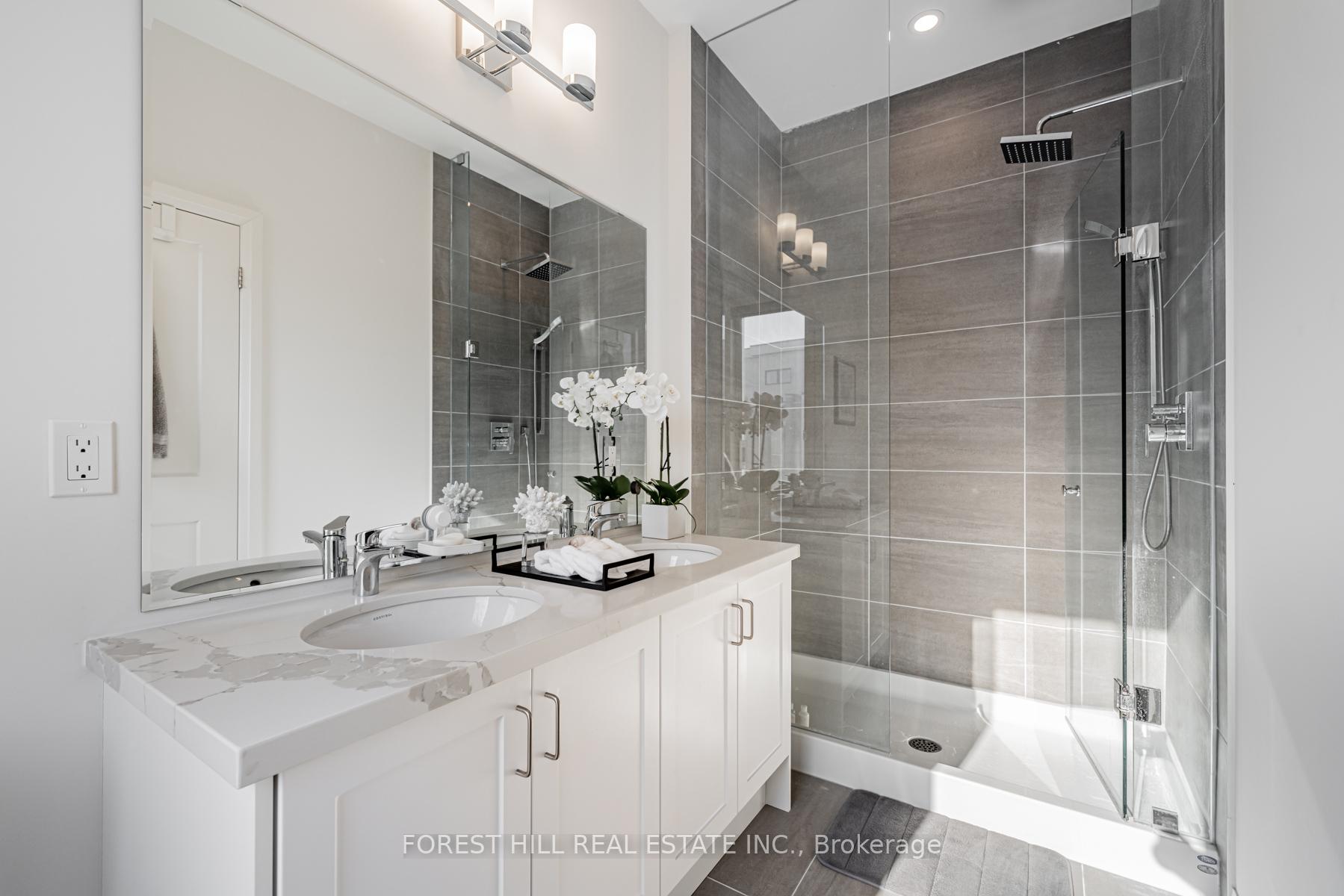 Photo 18 of 15 Cohen Way, Vaughan, Patterson — HOMEH