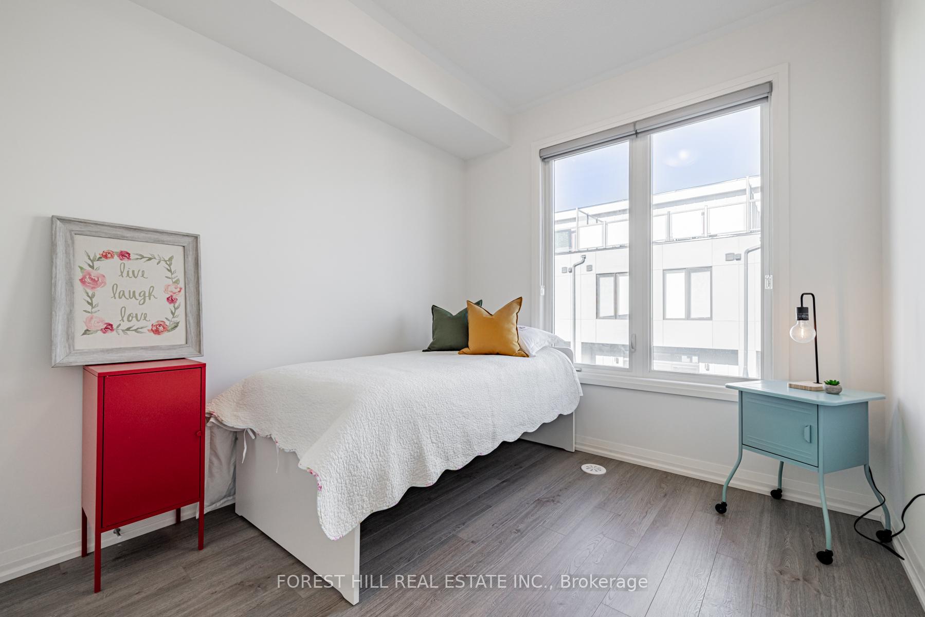 Photo 19 of 15 Cohen Way, Vaughan, Patterson — HOMEH