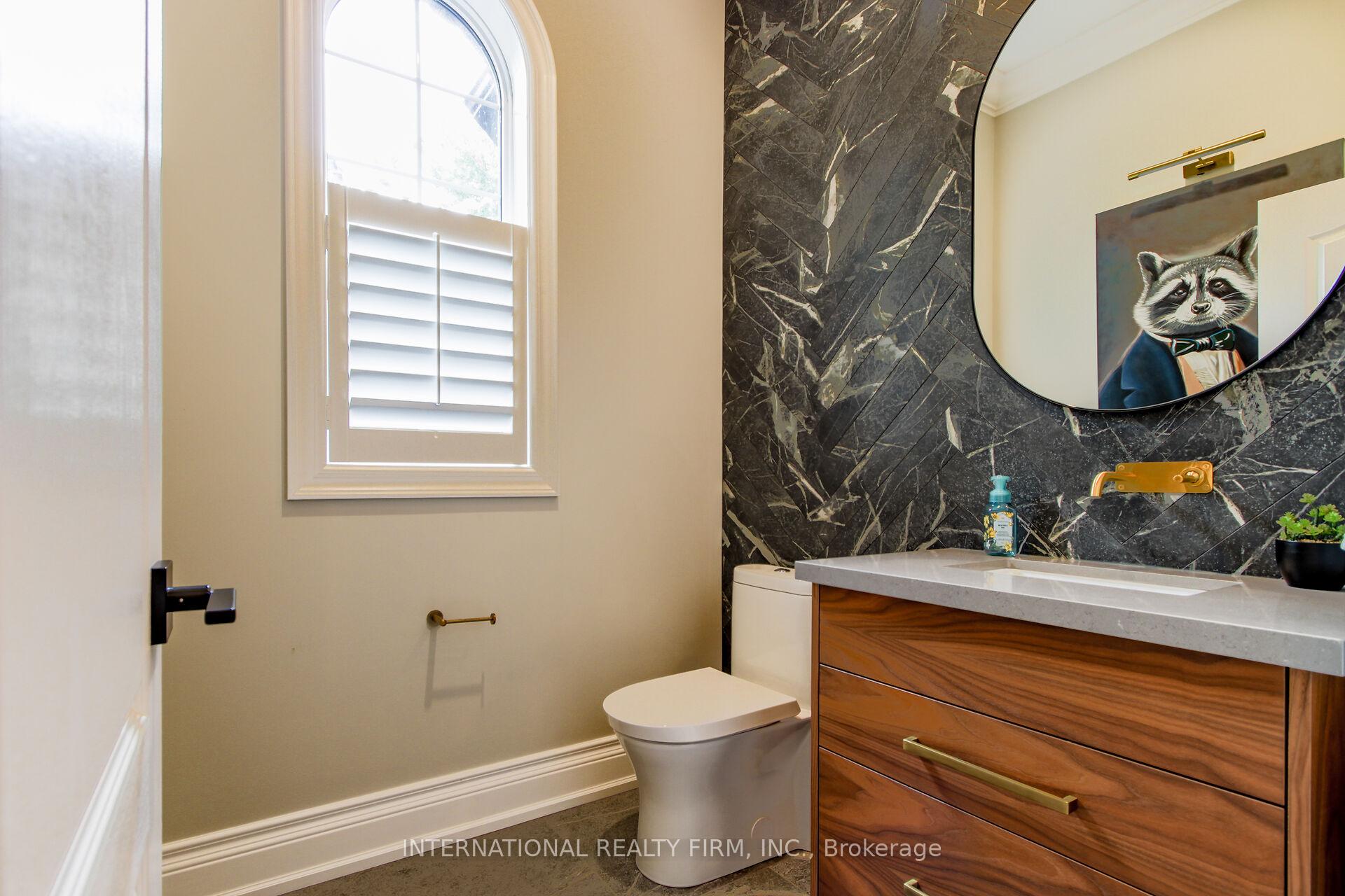 Photo 6 of 38 Brian Boulevard, Hamilton, Waterdown — HOMEH
