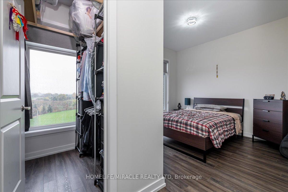 Photo 18 of 302 Dalhousie Street W, Vaughan, Vaughan Grove — HOMEH