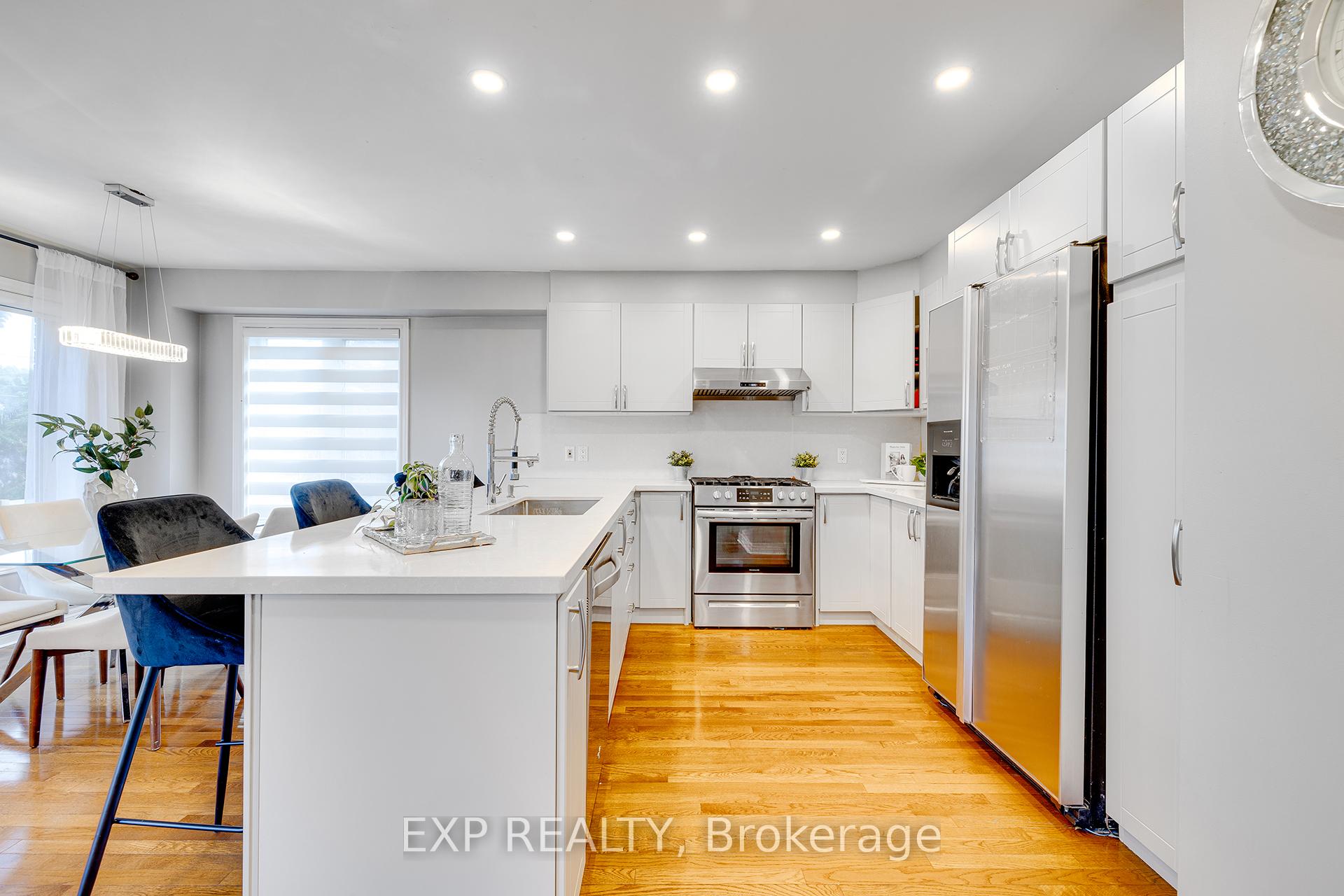 Photo 7 of 44 Pentland Road, Hamilton, Waterdown — HOMEH