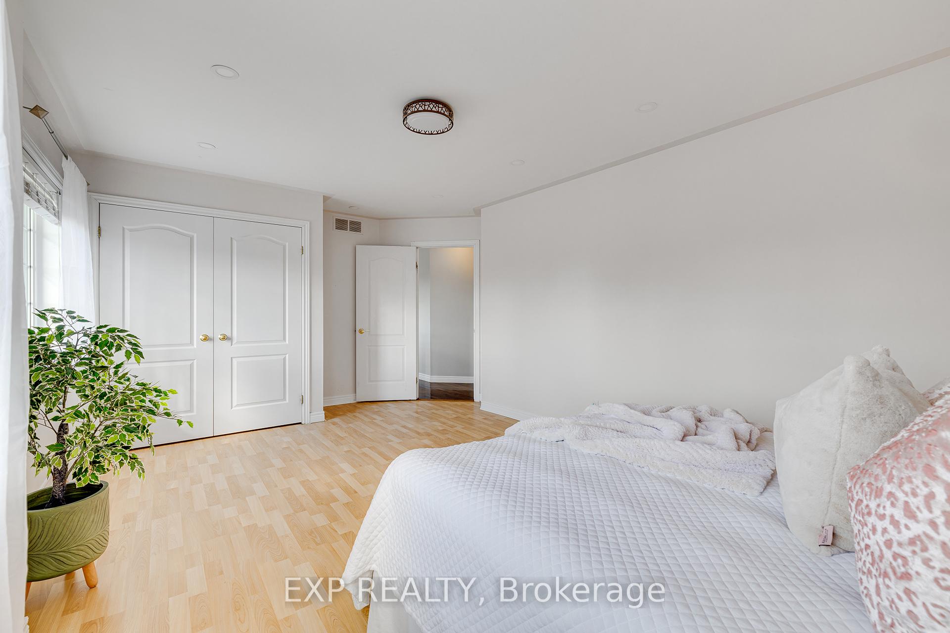 Photo 24 of 44 Pentland Road, Hamilton, Waterdown — HOMEH