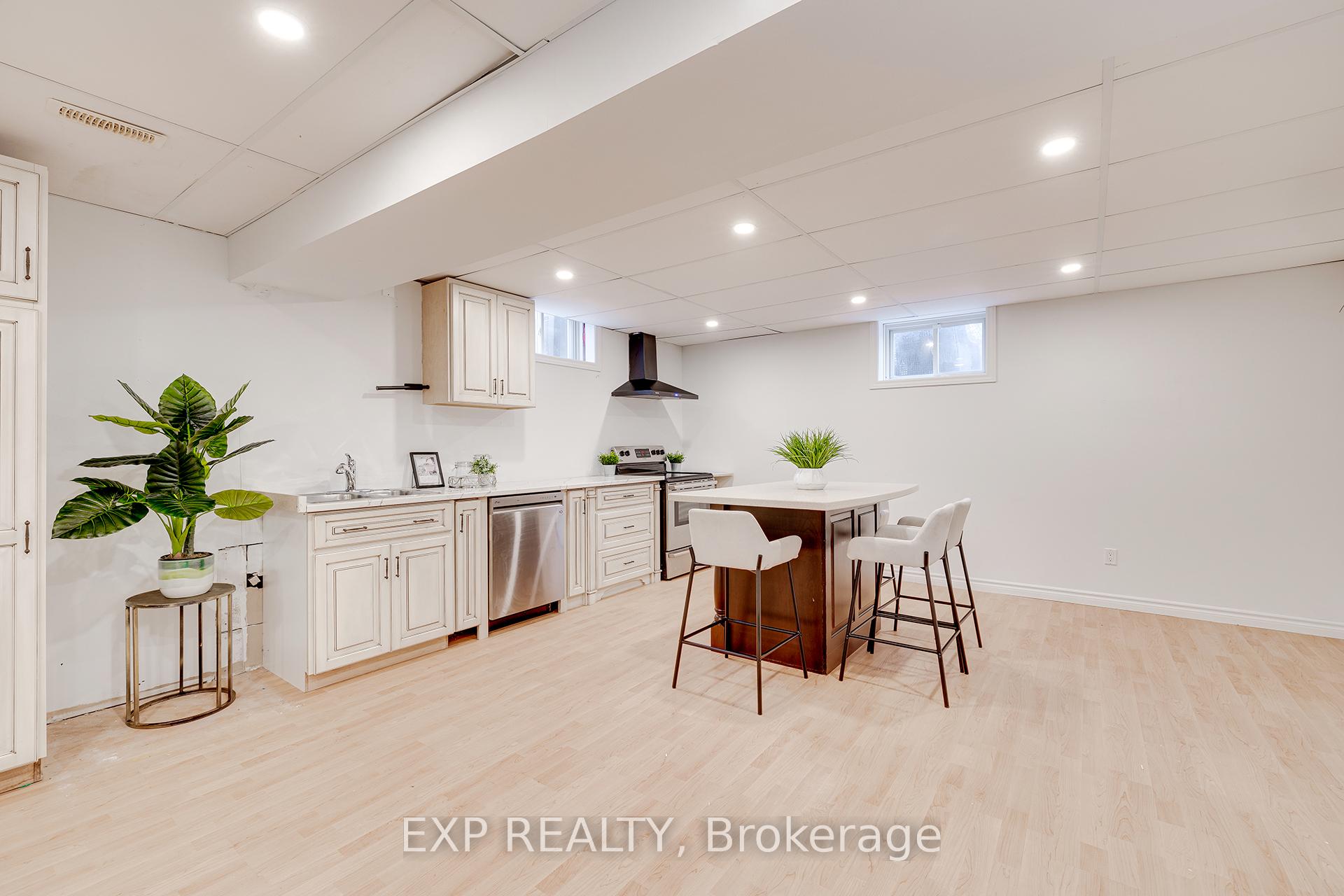 Photo 29 of 44 Pentland Road, Hamilton, Waterdown — HOMEH