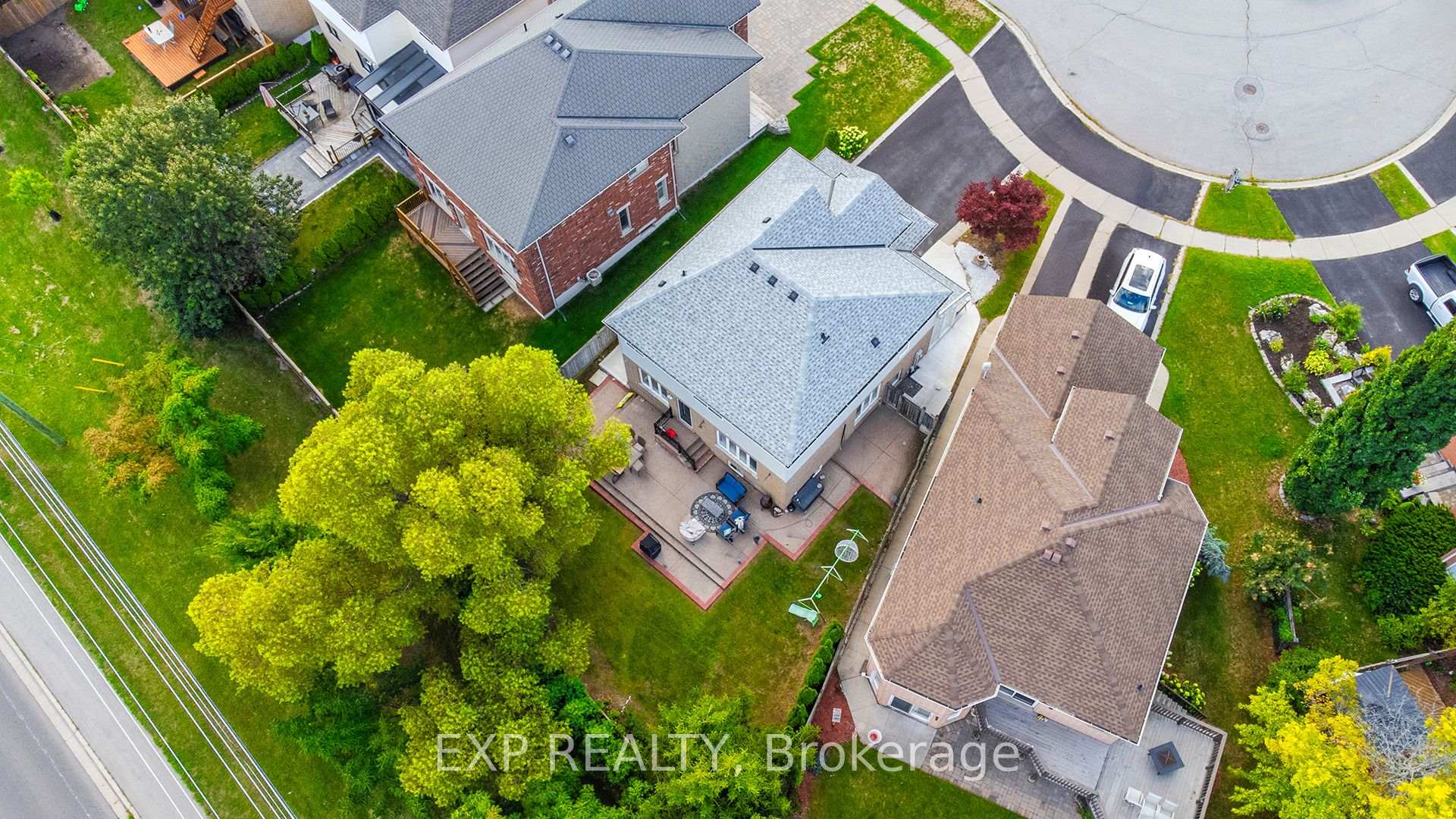 Photo 40 of 44 Pentland Road, Hamilton, Waterdown — HOMEH
