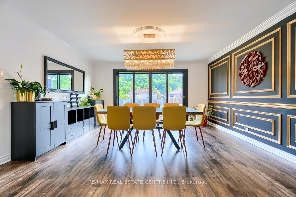 Photo 12 of 4 Earlidawn Court, Hamilton, Stoney Creek — HOMEH