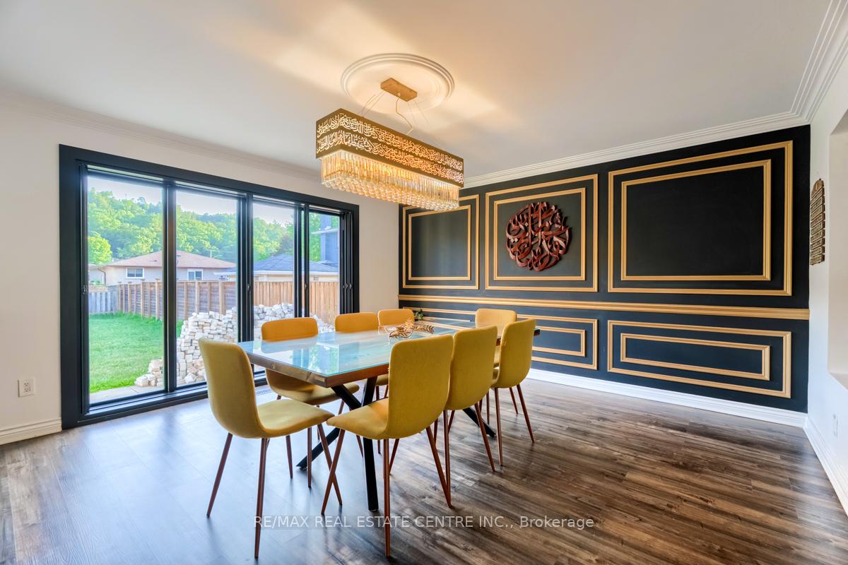 Photo 13 of 4 Earlidawn Court, Hamilton, Stoney Creek — HOMEH