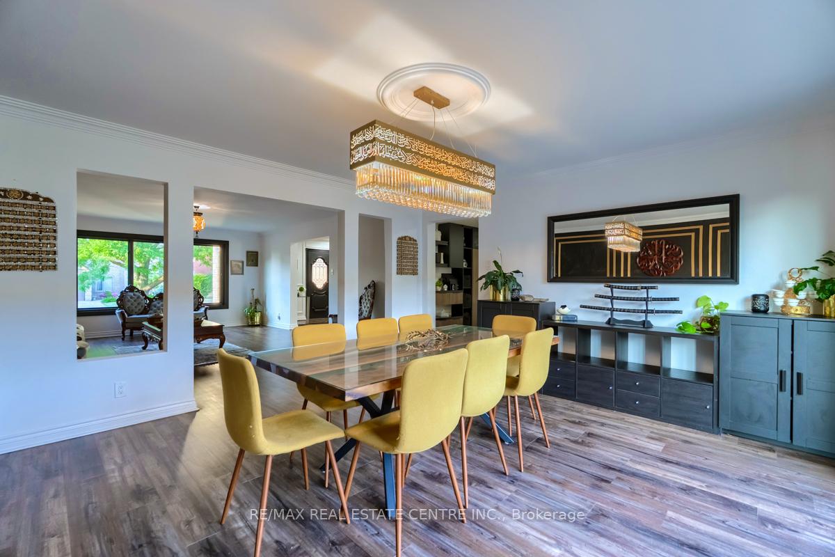 Photo 14 of 4 Earlidawn Court, Hamilton, Stoney Creek — HOMEH