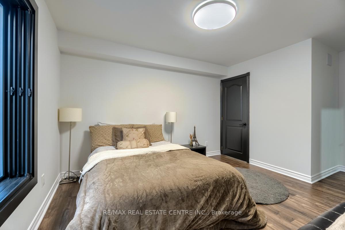 Photo 23 of 4 Earlidawn Court, Hamilton, Stoney Creek — HOMEH