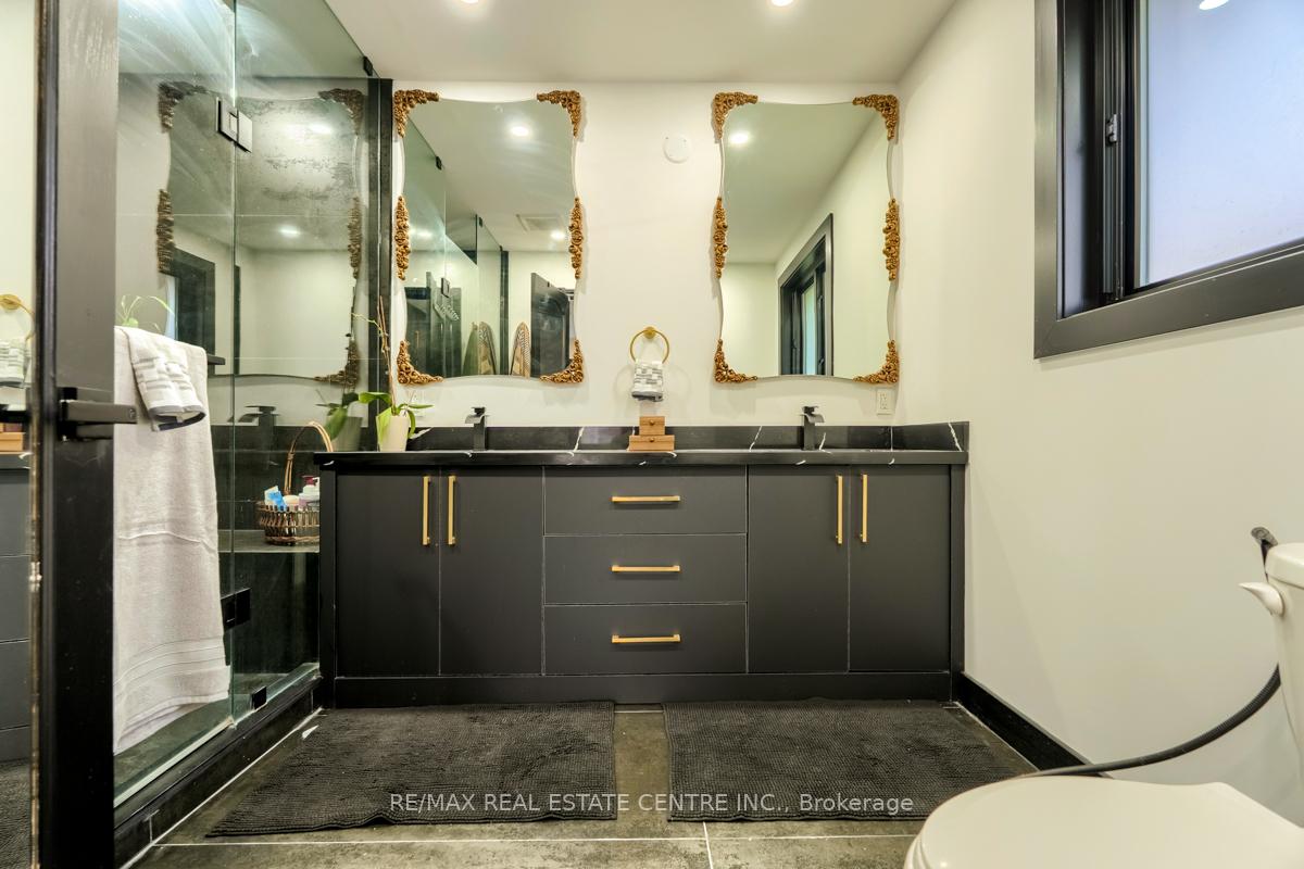 Photo 32 of 4 Earlidawn Court, Hamilton, Stoney Creek — HOMEH