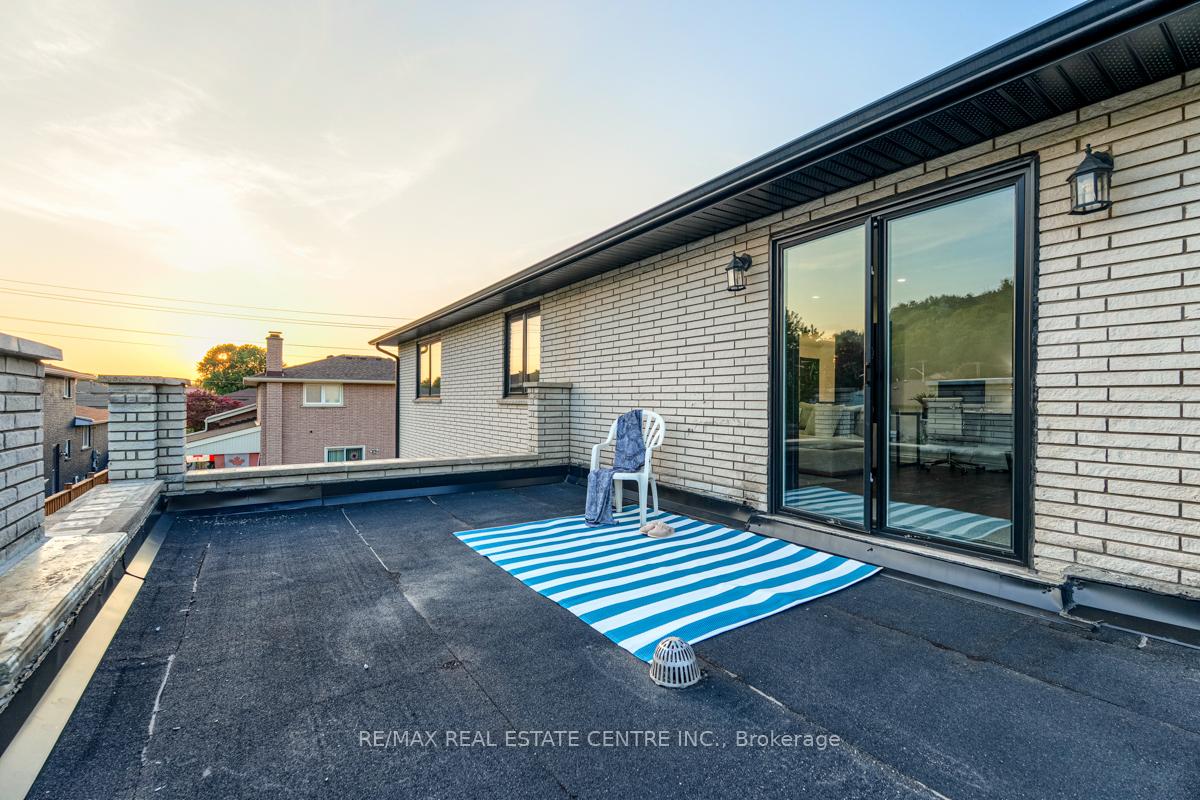 Photo 34 of 4 Earlidawn Court, Hamilton, Stoney Creek — HOMEH