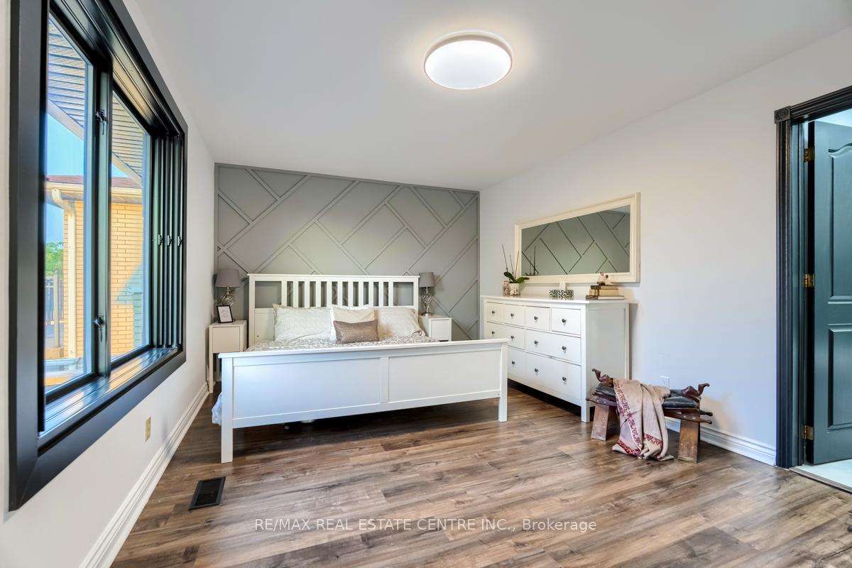 Photo 42 of 4 Earlidawn Court, Hamilton, Stoney Creek — HOMEH