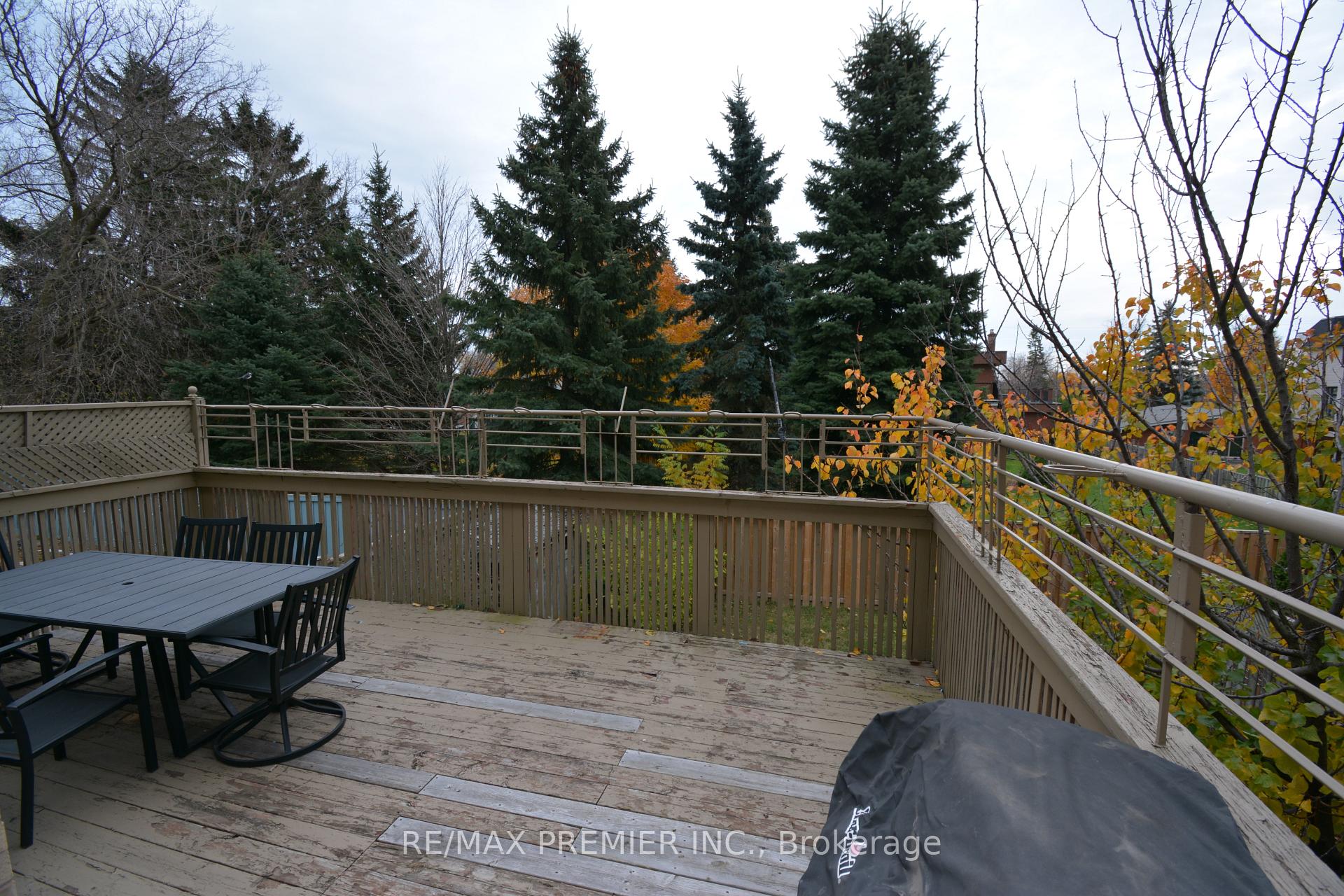 Photo 17 of 77 Stonebriar Drive, Vaughan, Maple — HOMEH