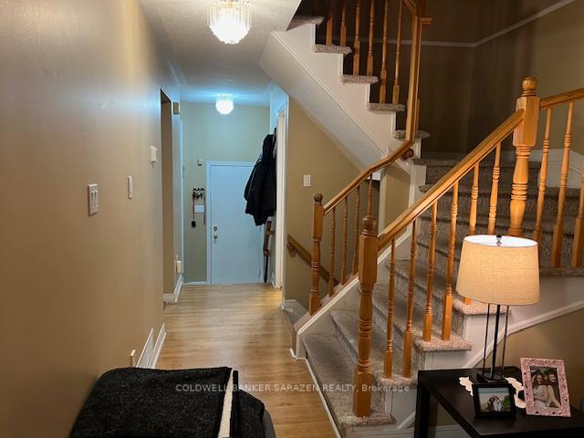 Photo 7 of 19 Astoria Crescent W, Ottawa, Barrhaven East — HOMEH