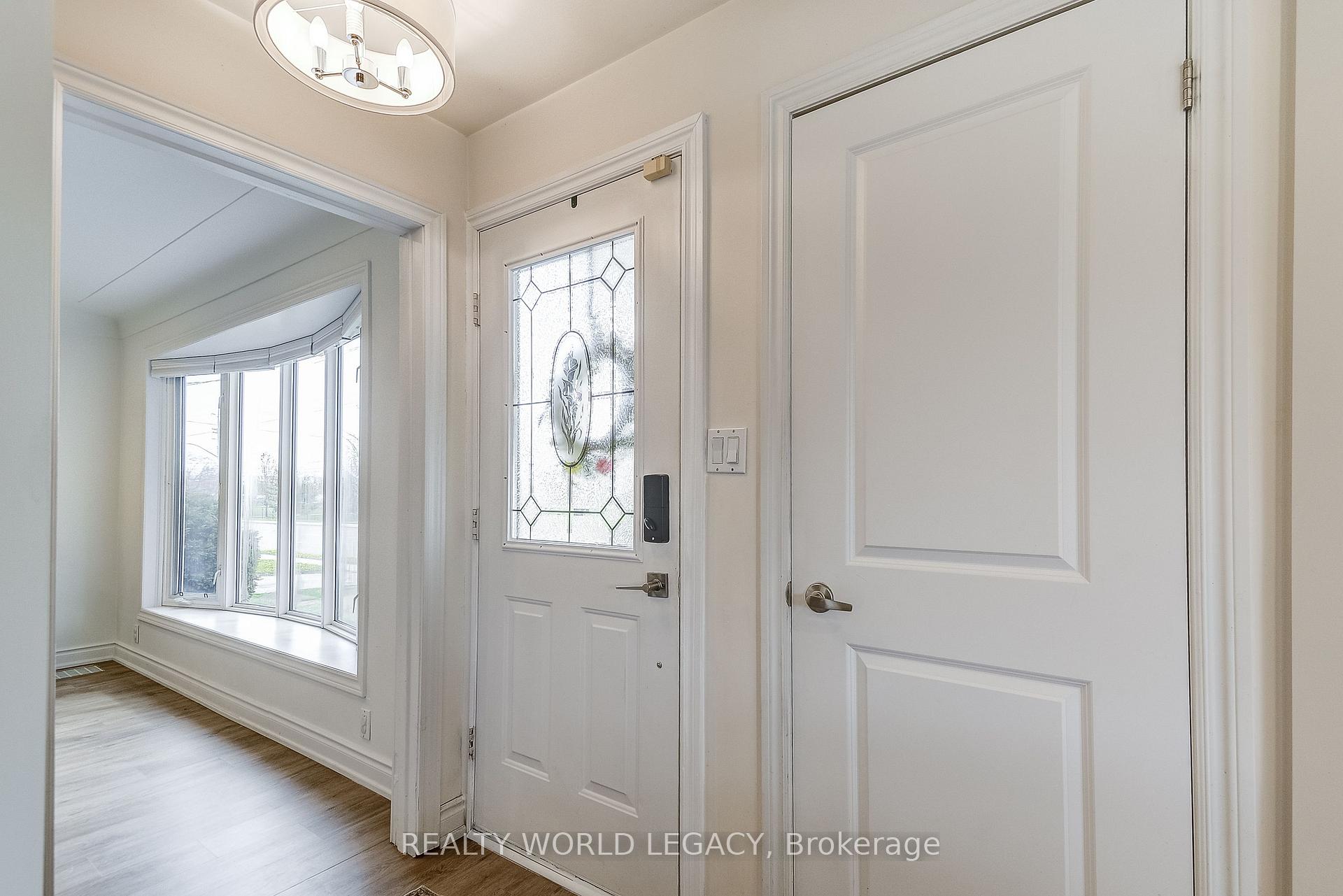 Photo 9 of 183 Nash Road N, Hamilton, Kentley — HOMEH