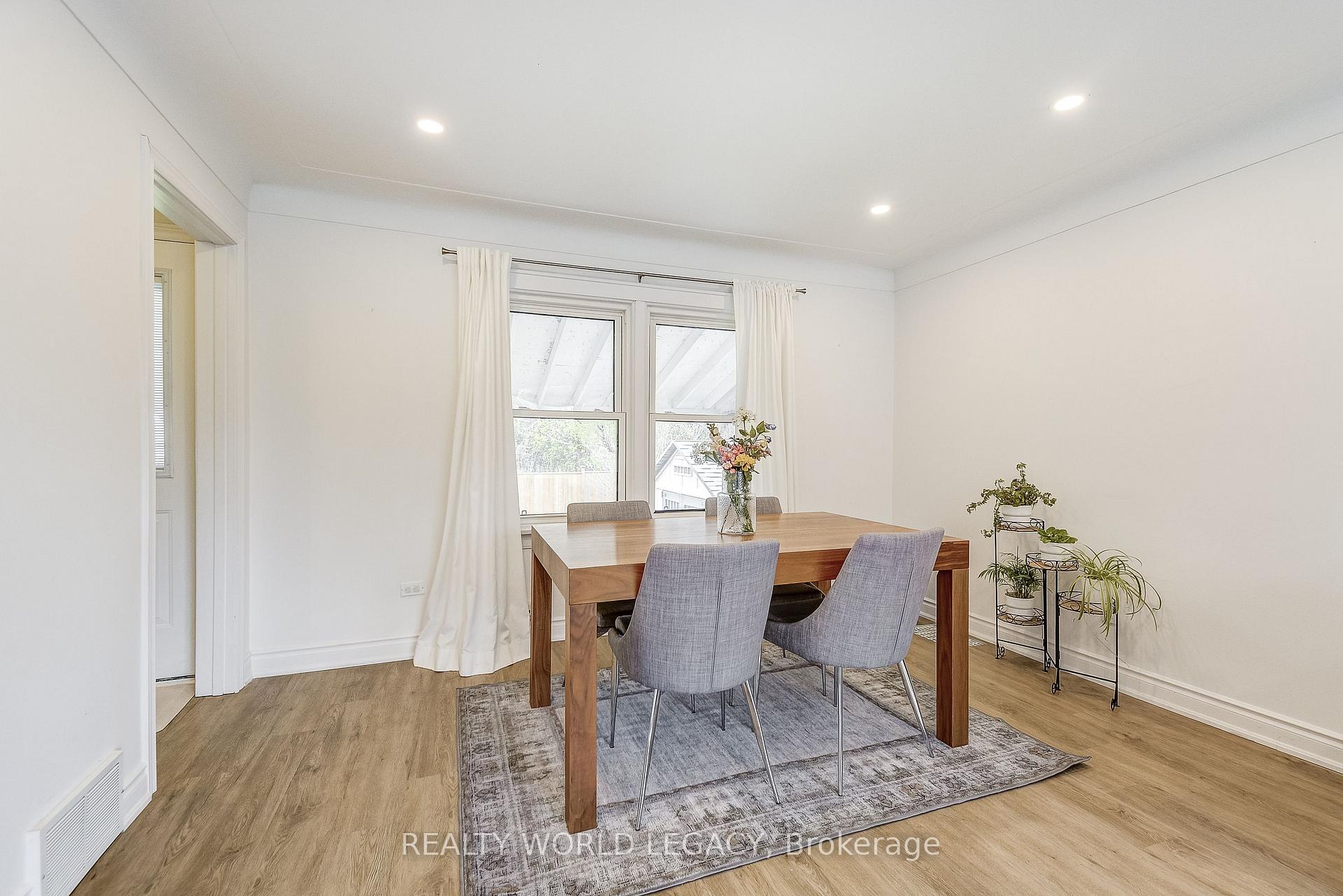 Photo 14 of 183 Nash Road N, Hamilton, Kentley — HOMEH