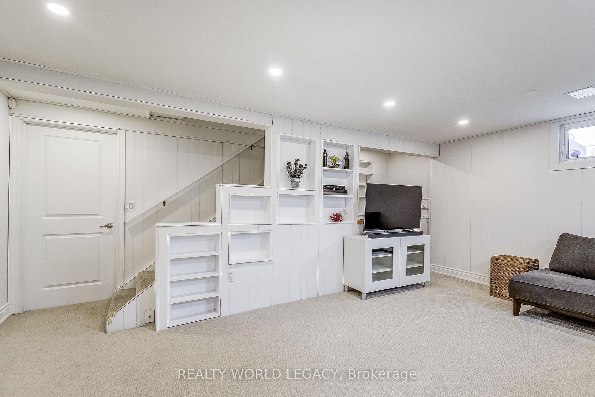 Photo 33 of 183 Nash Road N, Hamilton, Kentley — HOMEH