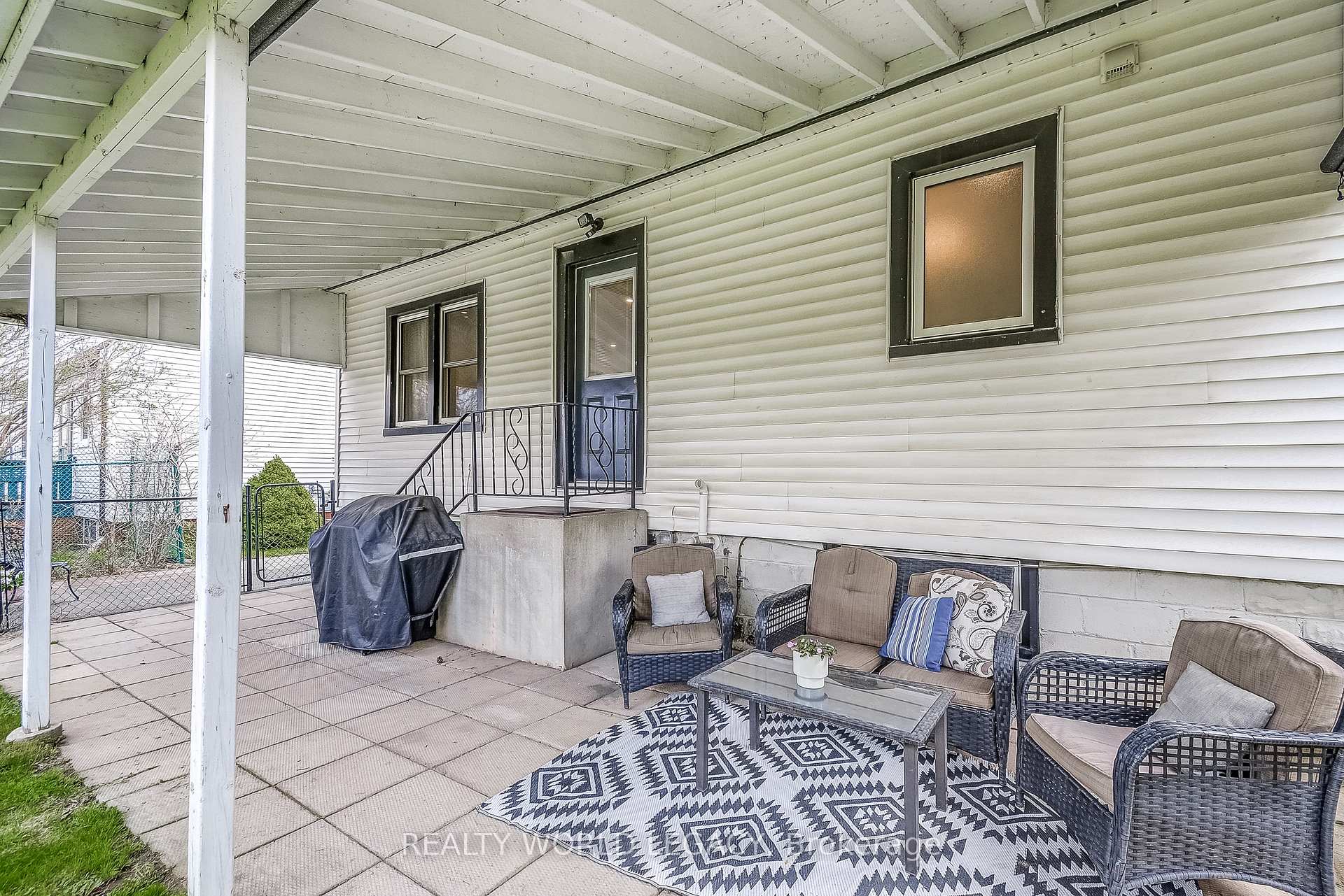 Photo 38 of 183 Nash Road N, Hamilton, Kentley — HOMEH