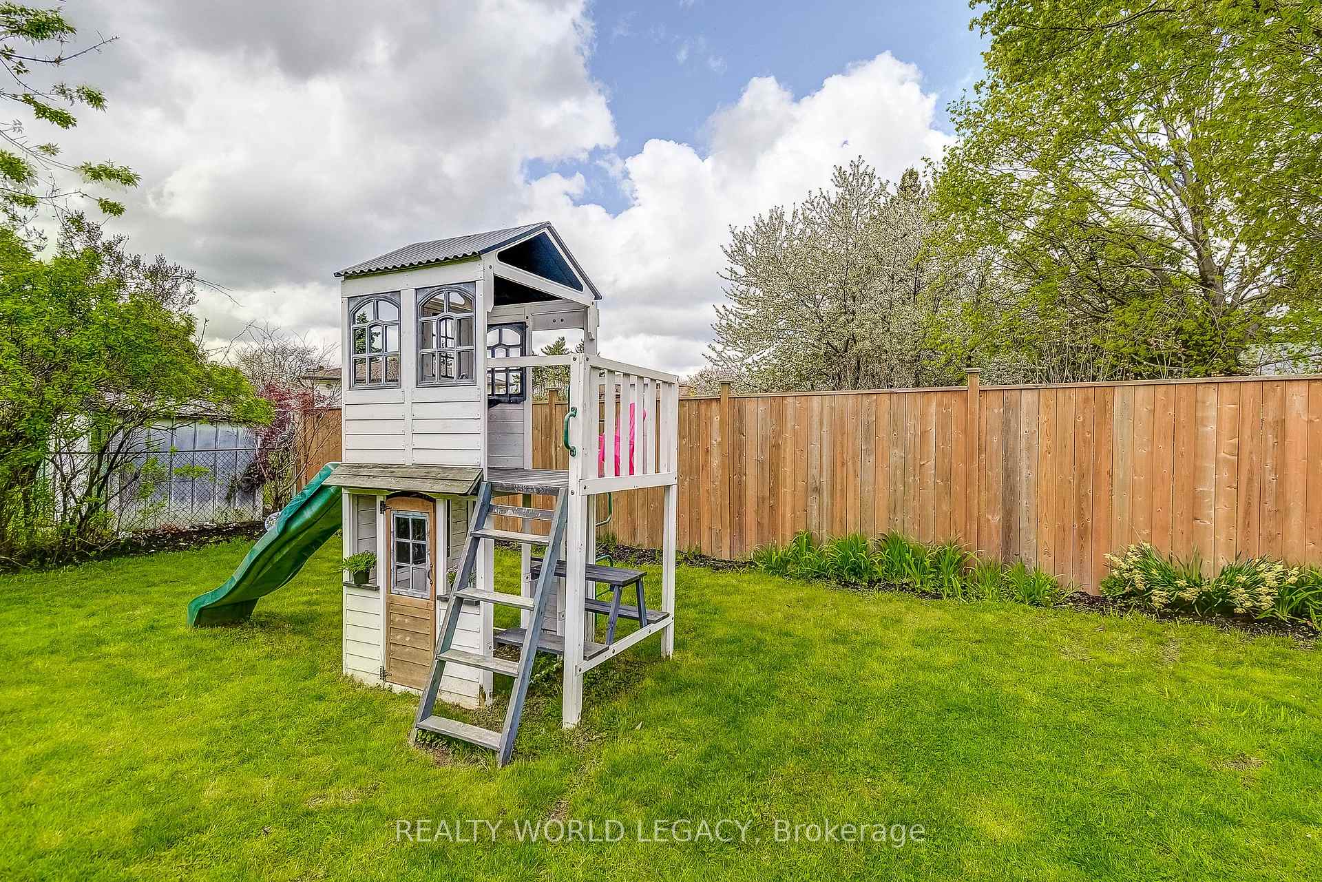 Photo 42 of 183 Nash Road N, Hamilton, Kentley — HOMEH