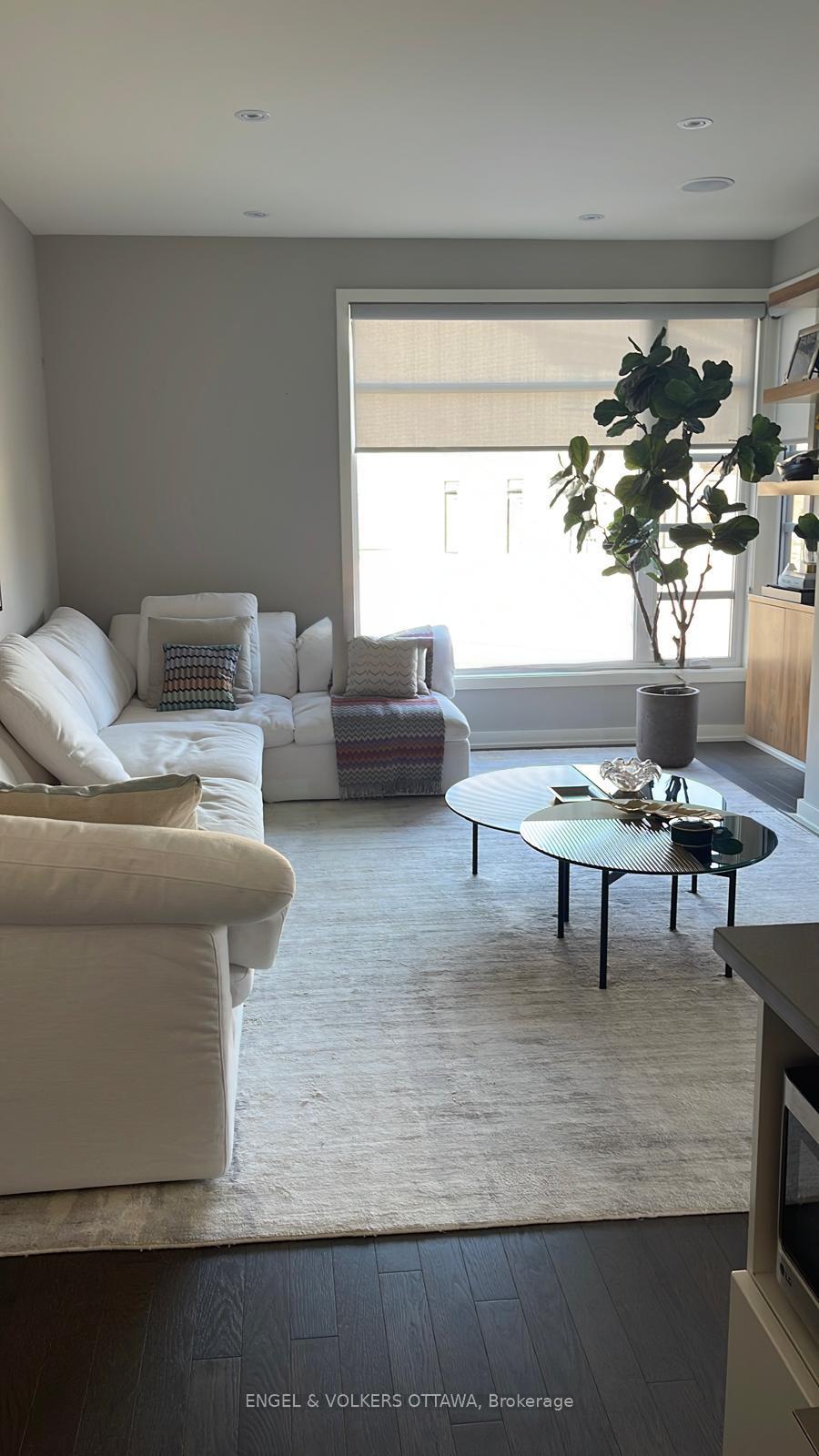 Photo 3 of 761 Brian Good Avenue, Ottawa, Riverside South/Gloucester Glen — HOMEH