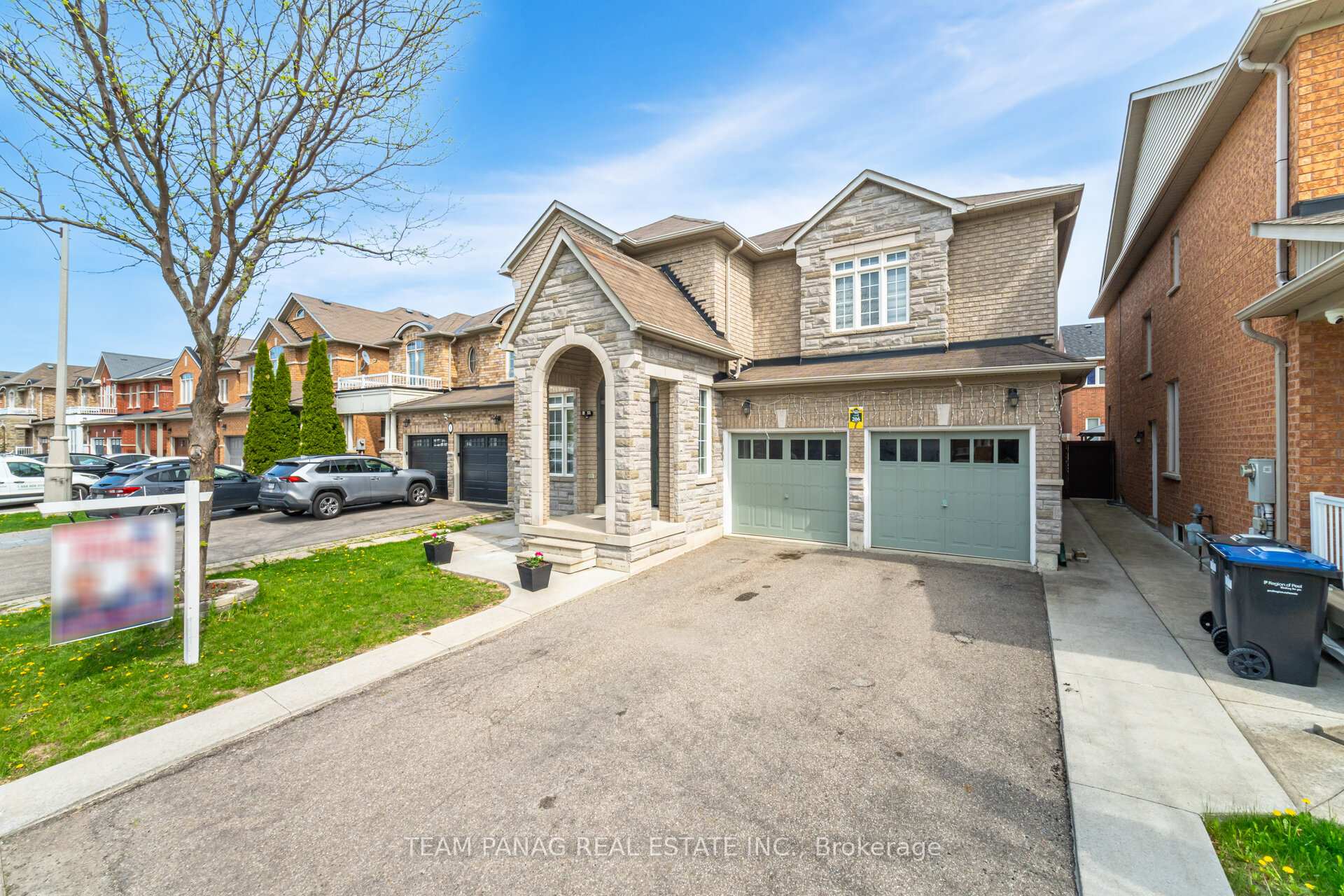 Photo 1 of 7 Millsborough Road, Brampton, Bram East — HOMEH