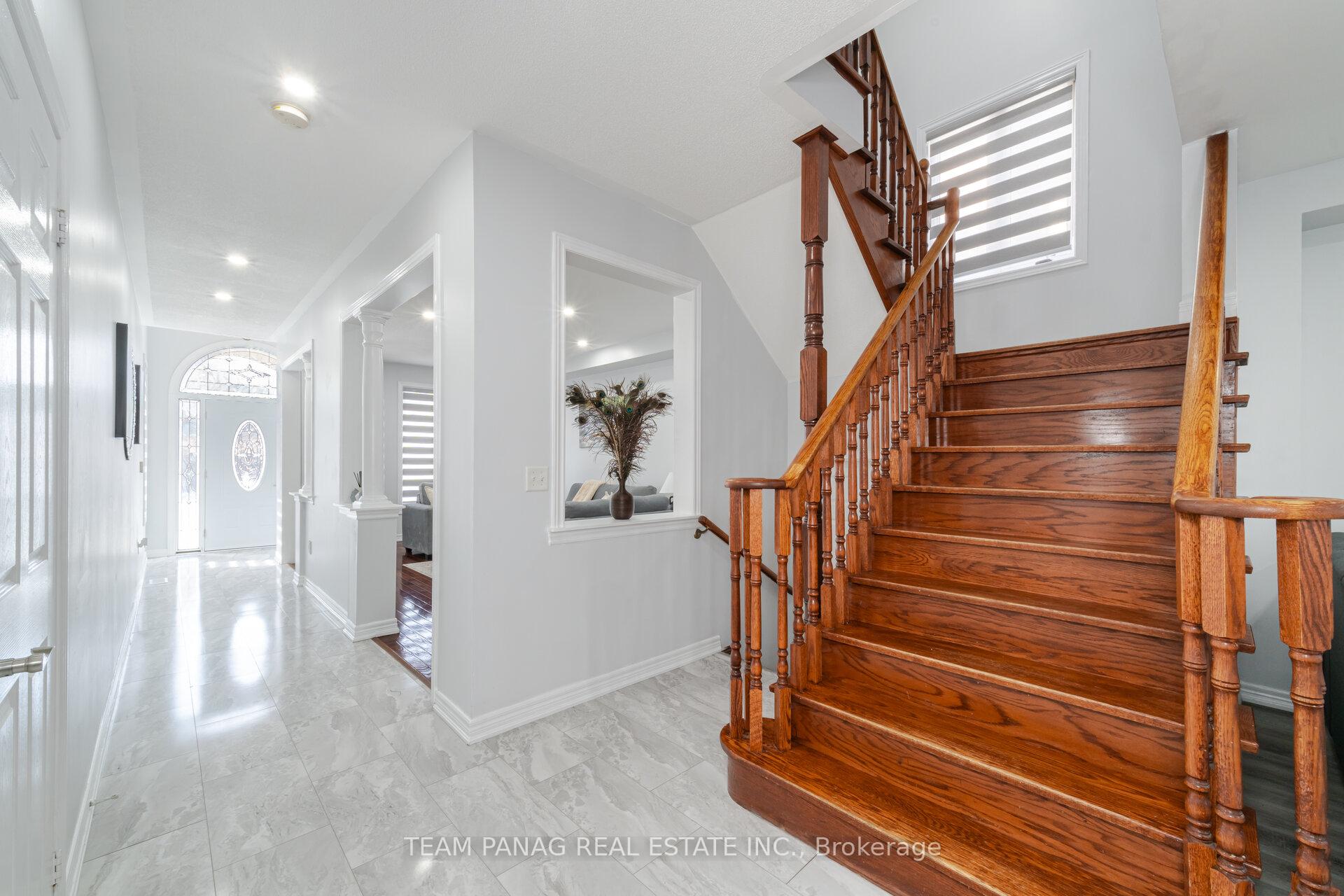 Photo 9 of 7 Millsborough Road, Brampton, Bram East — HOMEH