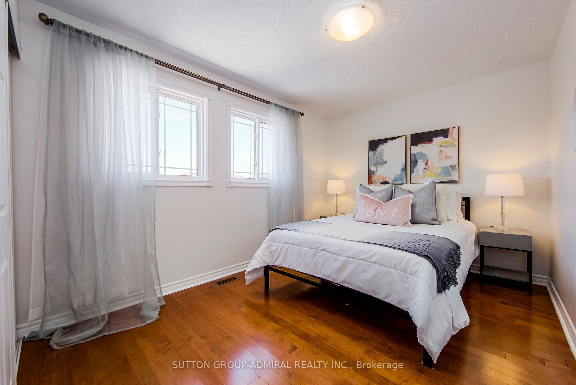 Photo 20 of 23 Millbank Court, Vaughan, Brownridge — HOMEH