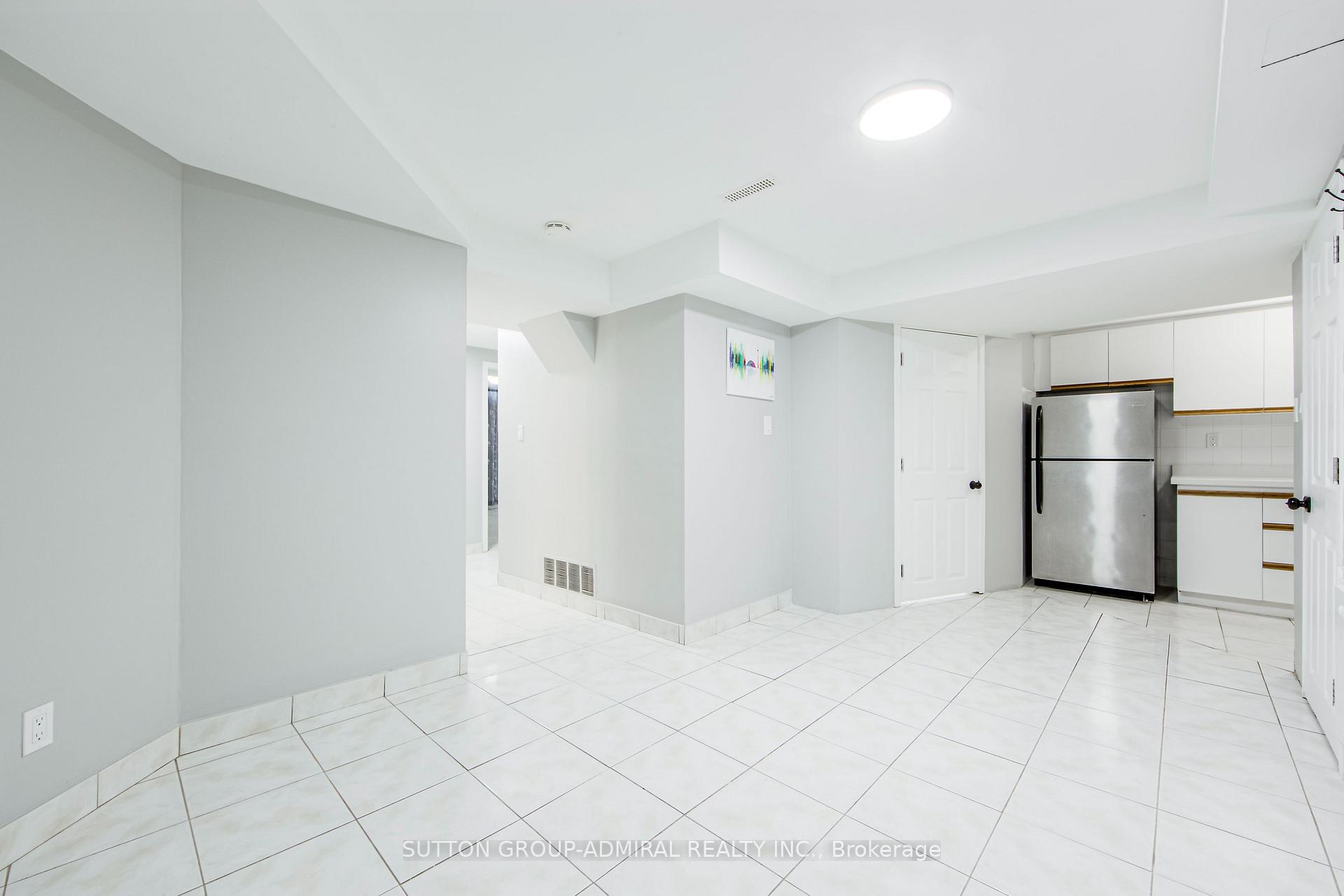 Photo 26 of 23 Millbank Court, Vaughan, Brownridge — HOMEH