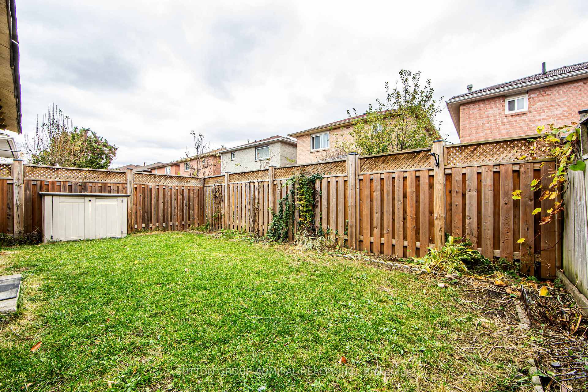 Photo 36 of 23 Millbank Court, Vaughan, Brownridge — HOMEH