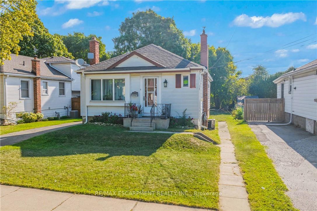 Photo 3 of 111 East 25th Street, Hamilton, Eastmount — HOMEH