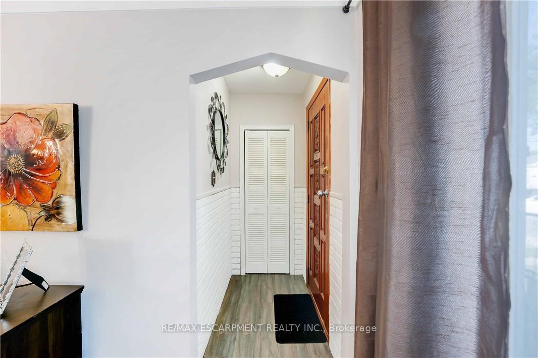 Photo 4 of 111 East 25th Street, Hamilton, Eastmount — HOMEH