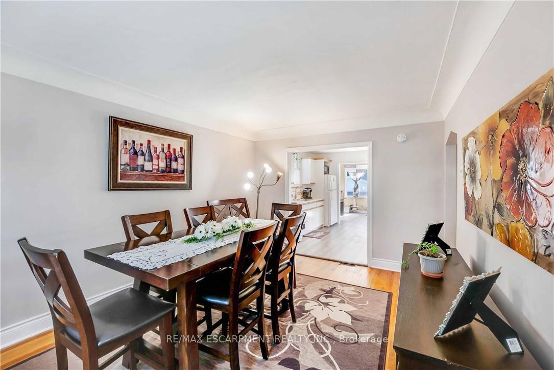Photo 5 of 111 East 25th Street, Hamilton, Eastmount — HOMEH