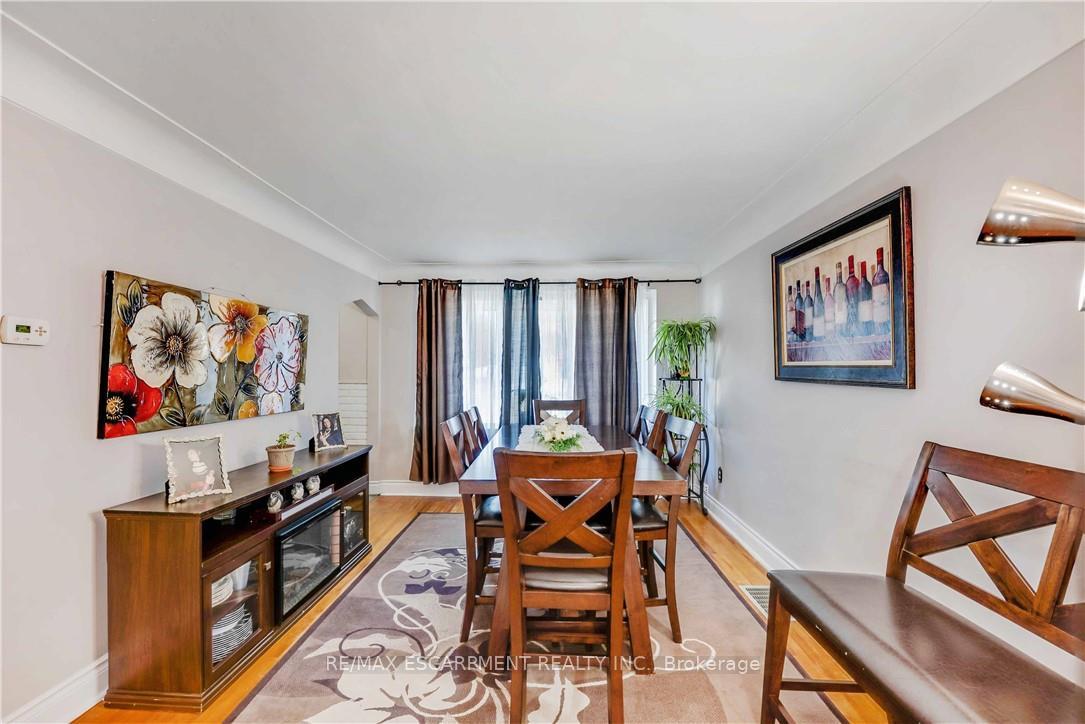 Photo 7 of 111 East 25th Street, Hamilton, Eastmount — HOMEH