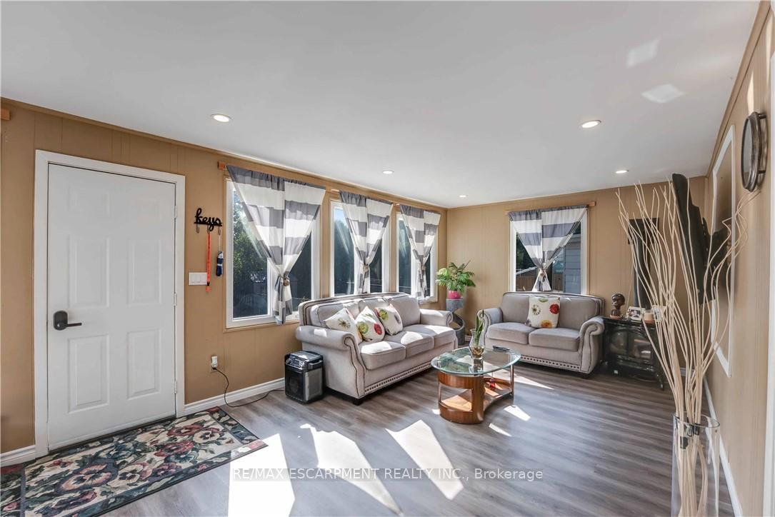 Photo 13 of 111 East 25th Street, Hamilton, Eastmount — HOMEH