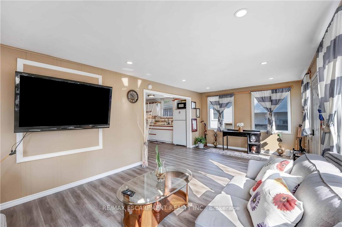 Photo 17 of 111 East 25th Street, Hamilton, Eastmount — HOMEH