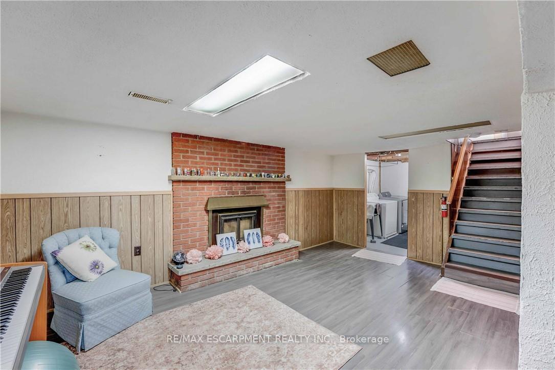 Photo 20 of 111 East 25th Street, Hamilton, Eastmount — HOMEH