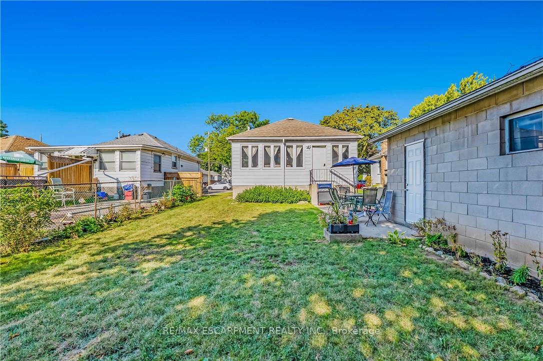 Photo 24 of 111 East 25th Street, Hamilton, Eastmount — HOMEH