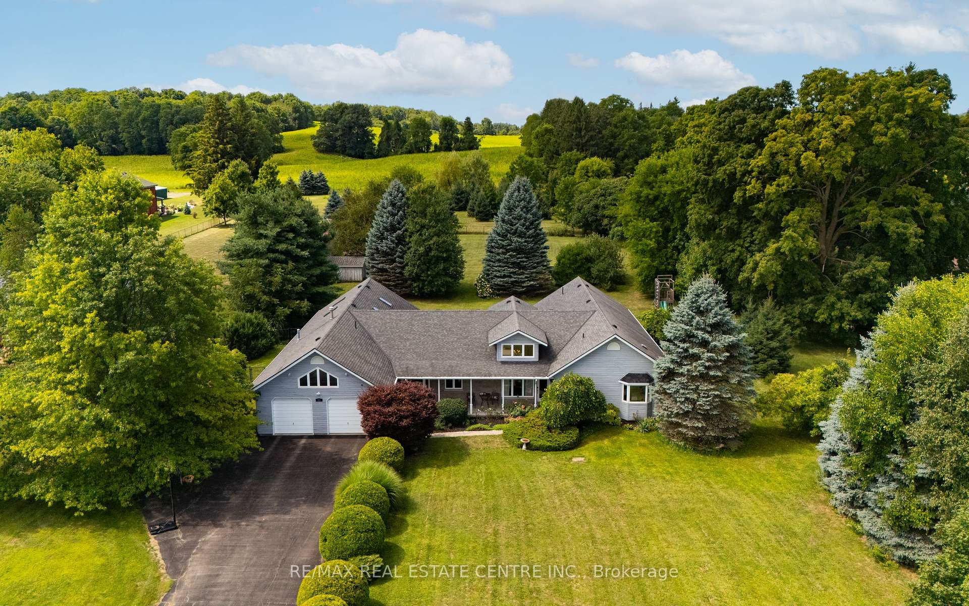 Photo 1 of 399 Old Brock Road, Hamilton, Greensville — HOMEH