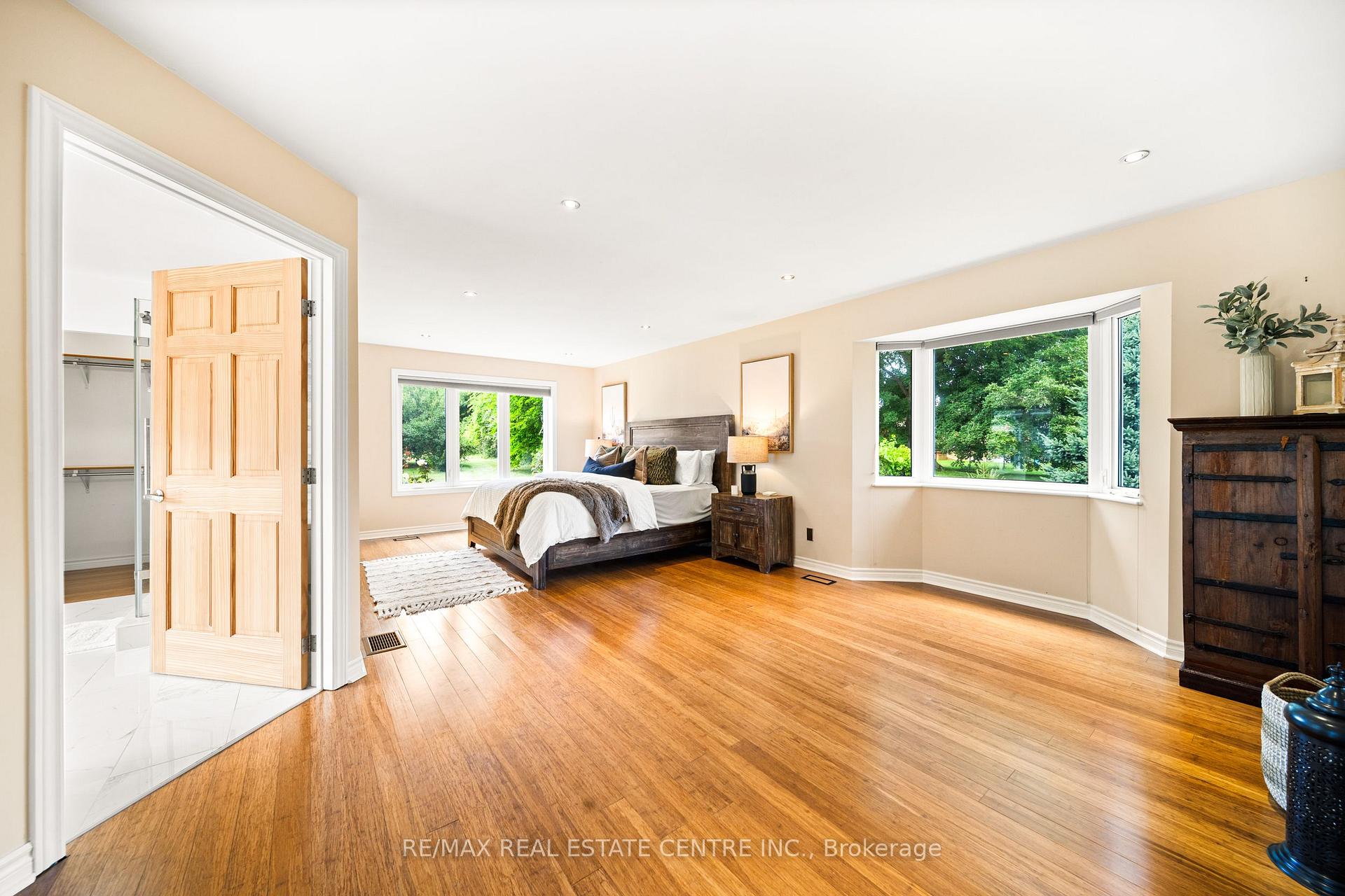 Photo 16 of 399 Old Brock Road, Hamilton, Greensville — HOMEH