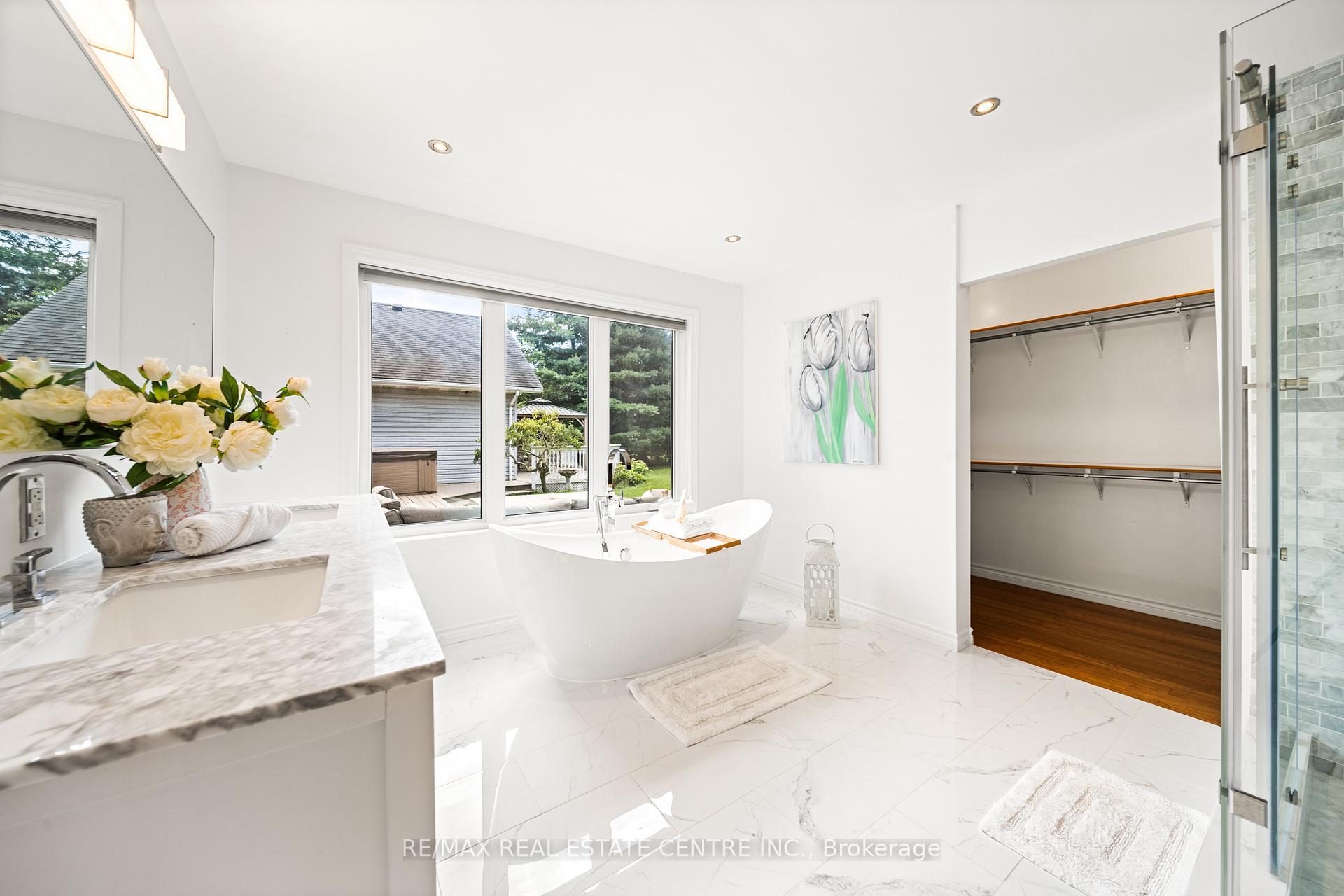 Photo 19 of 399 Old Brock Road, Hamilton, Greensville — HOMEH