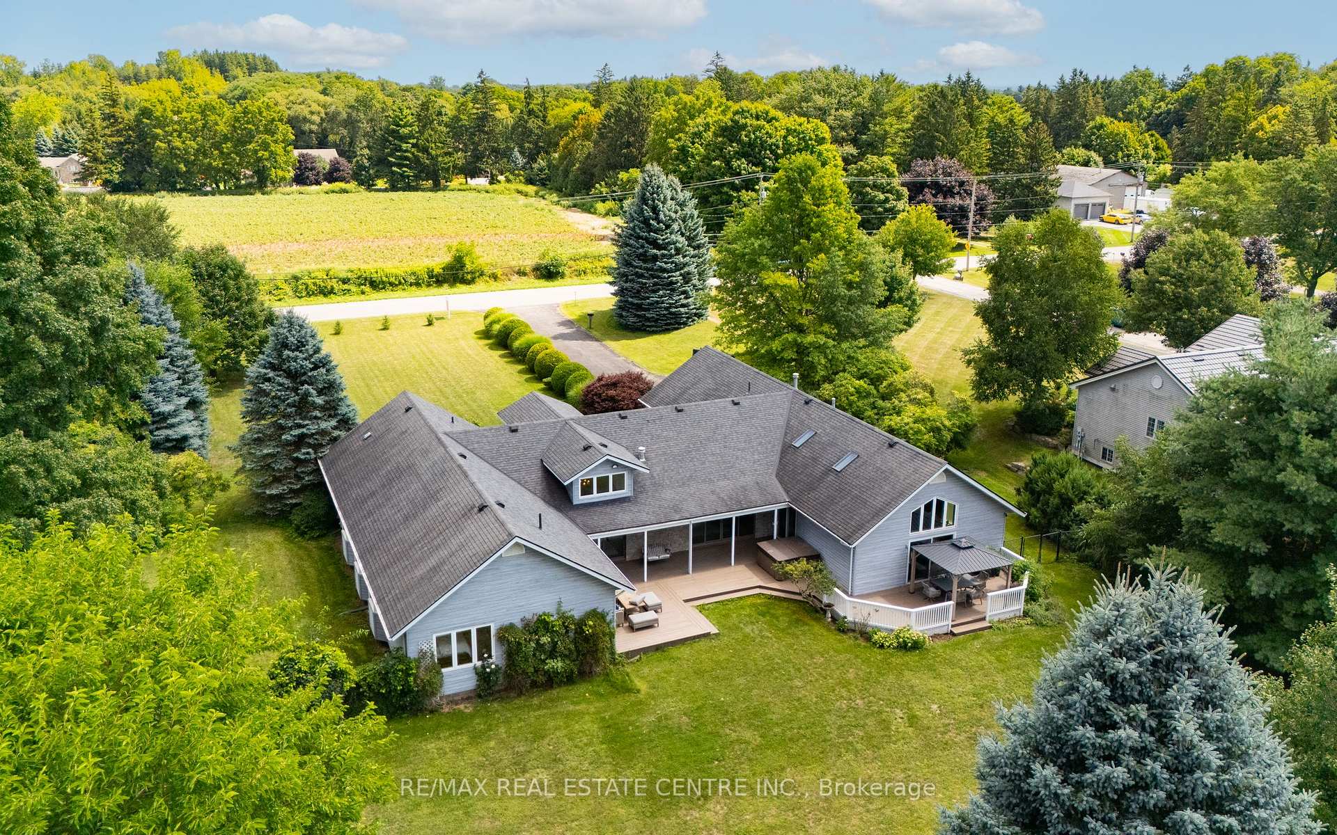 Photo 36 of 399 Old Brock Road, Hamilton, Greensville — HOMEH