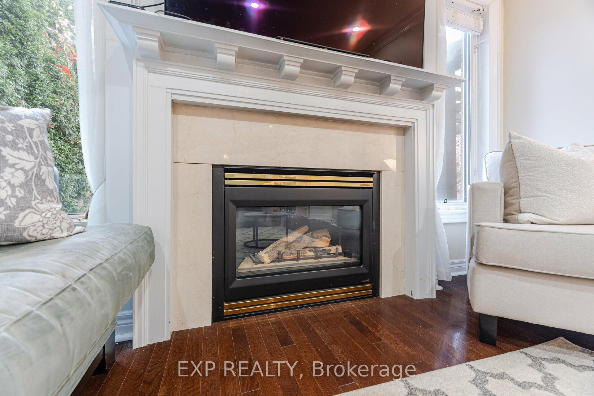 Photo 10 of 49 Skylark Drive, Vaughan, Vellore Village — HOMEH