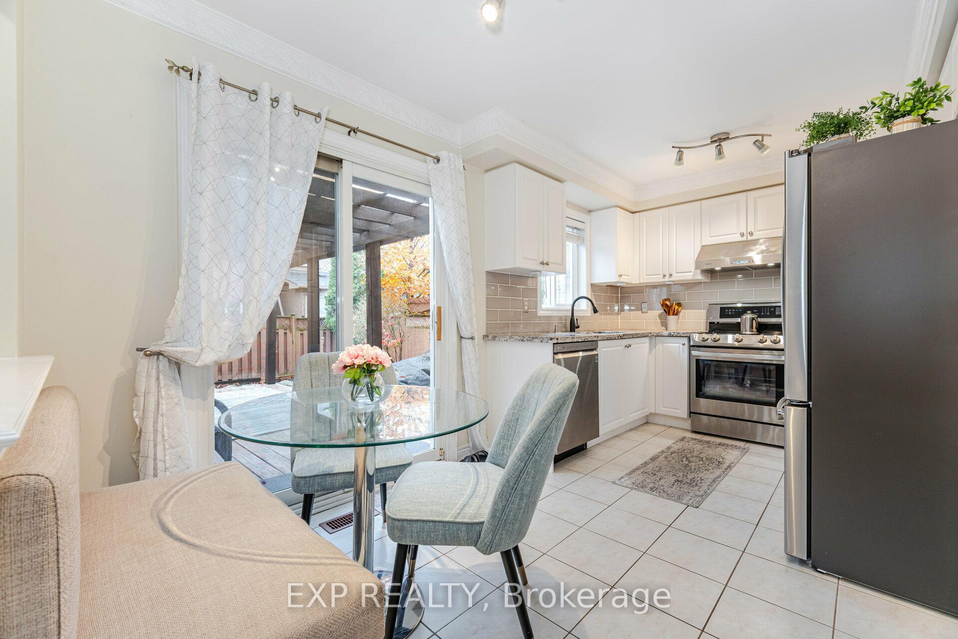 Photo 12 of 49 Skylark Drive, Vaughan, Vellore Village — HOMEH