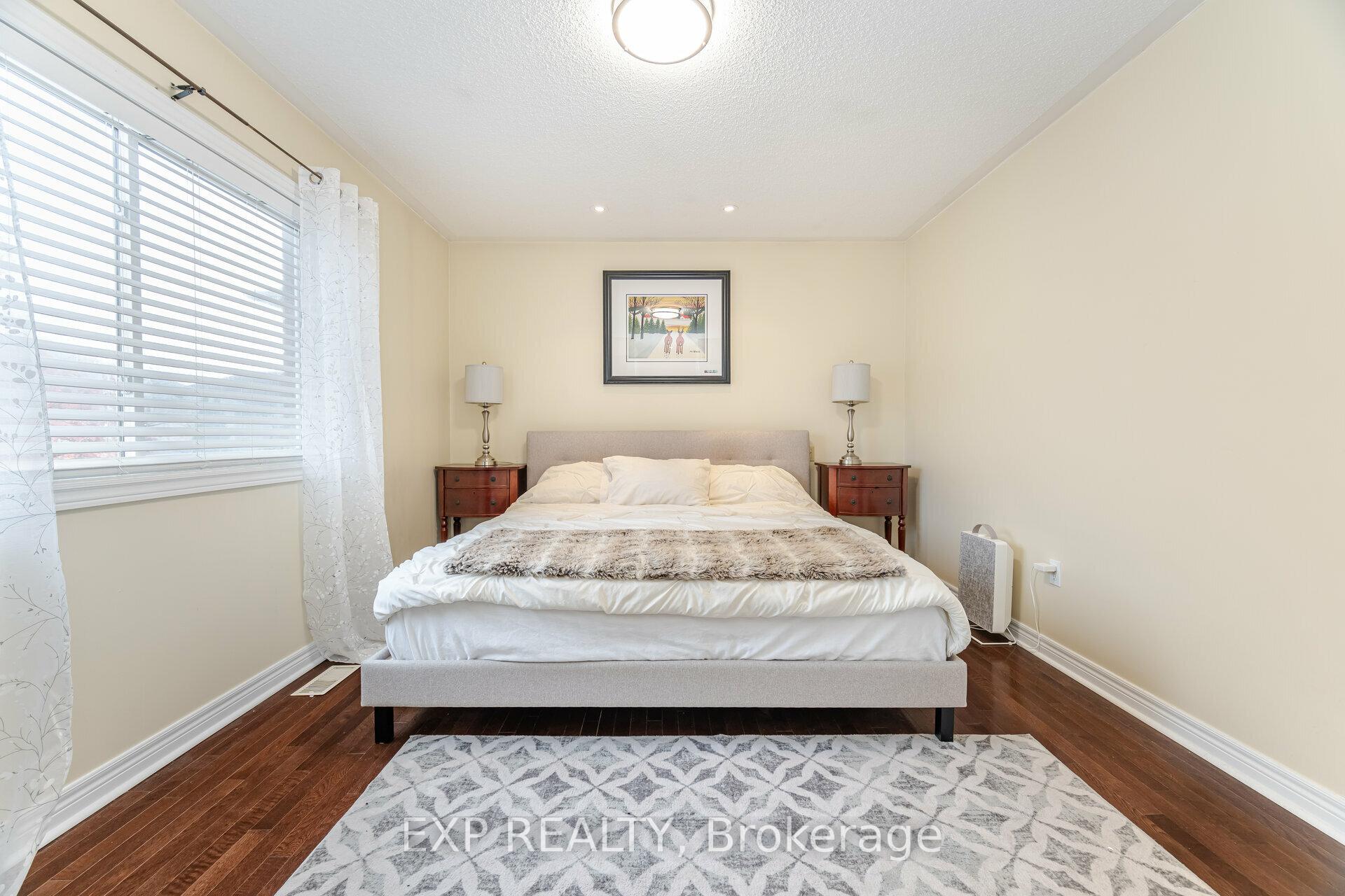 Photo 24 of 49 Skylark Drive, Vaughan, Vellore Village — HOMEH