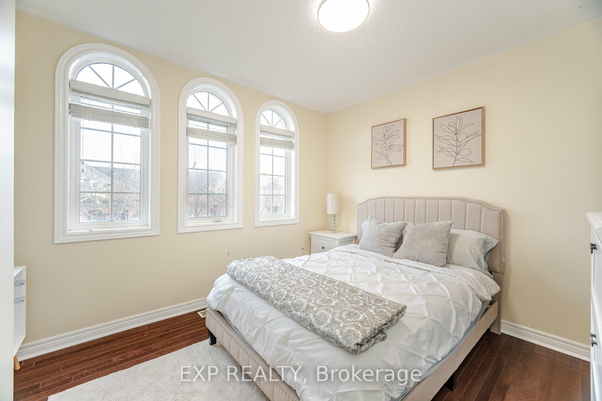 Photo 28 of 49 Skylark Drive, Vaughan, Vellore Village — HOMEH