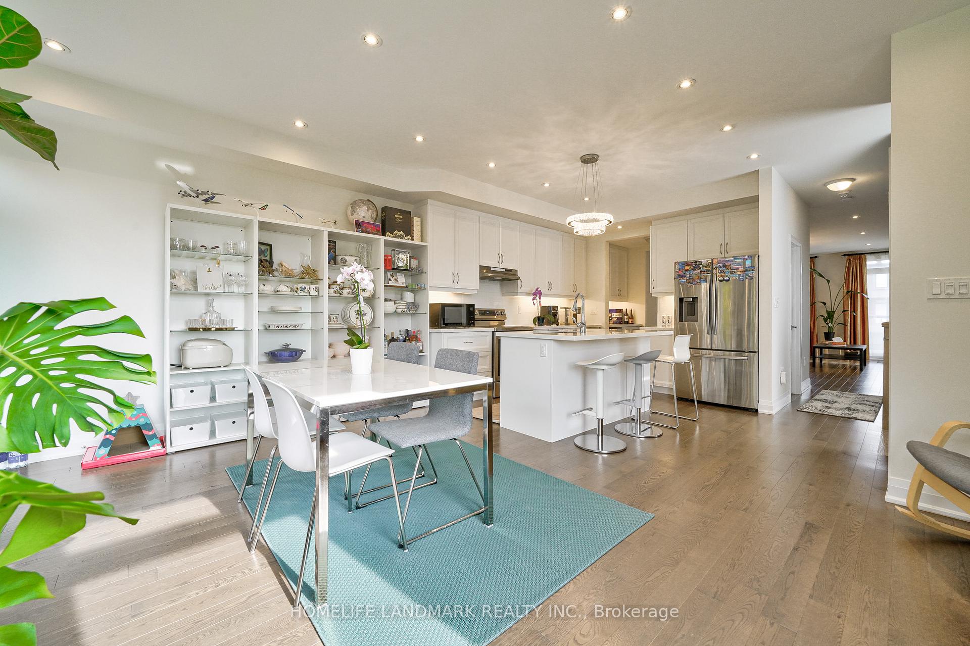 Photo 8 of 46 Shatner Turnabout, Vaughan, East Woodbridge — HOMEH