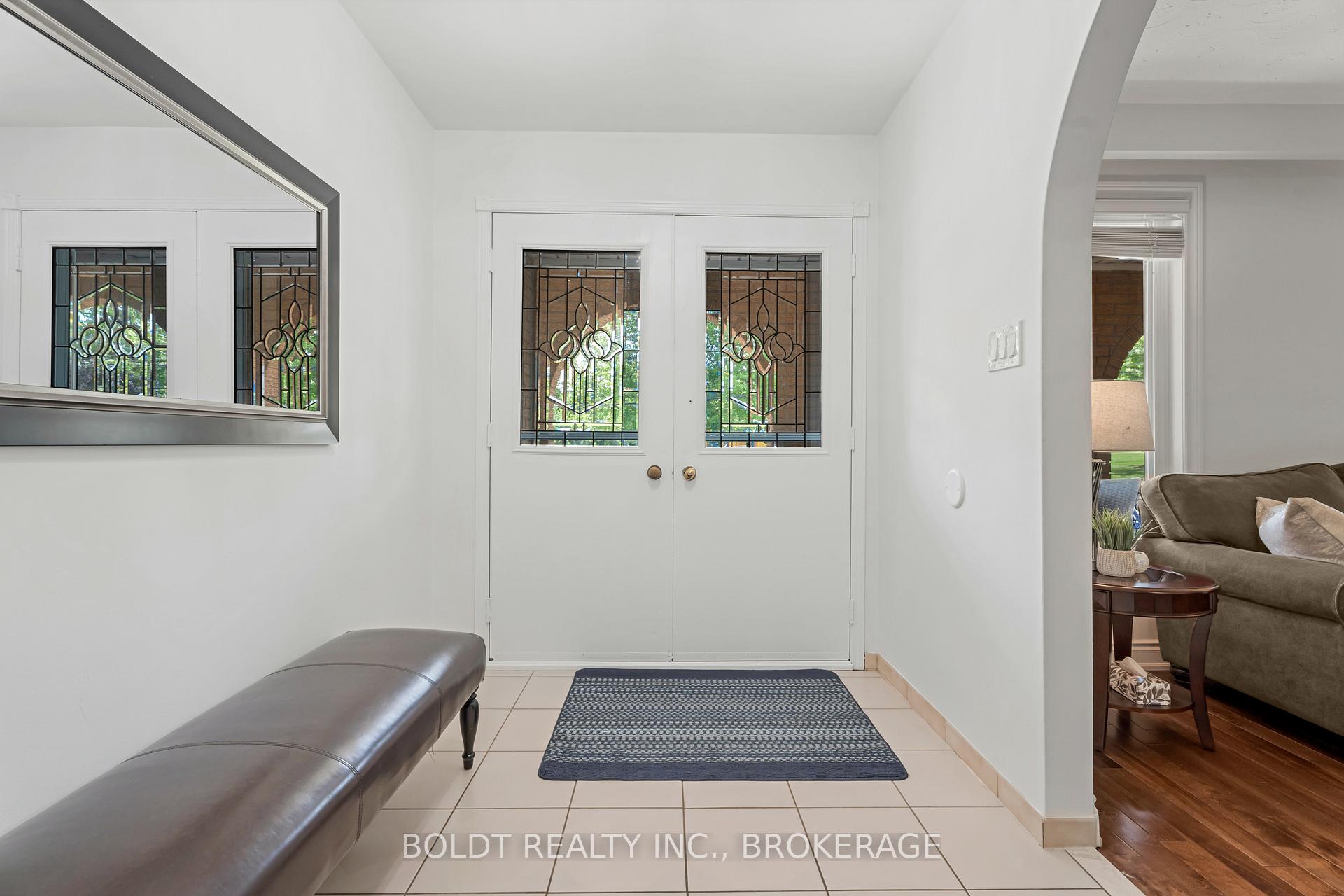 Photo 4 of 124 Quaker Crescent, Hamilton, Quinndale — HOMEH