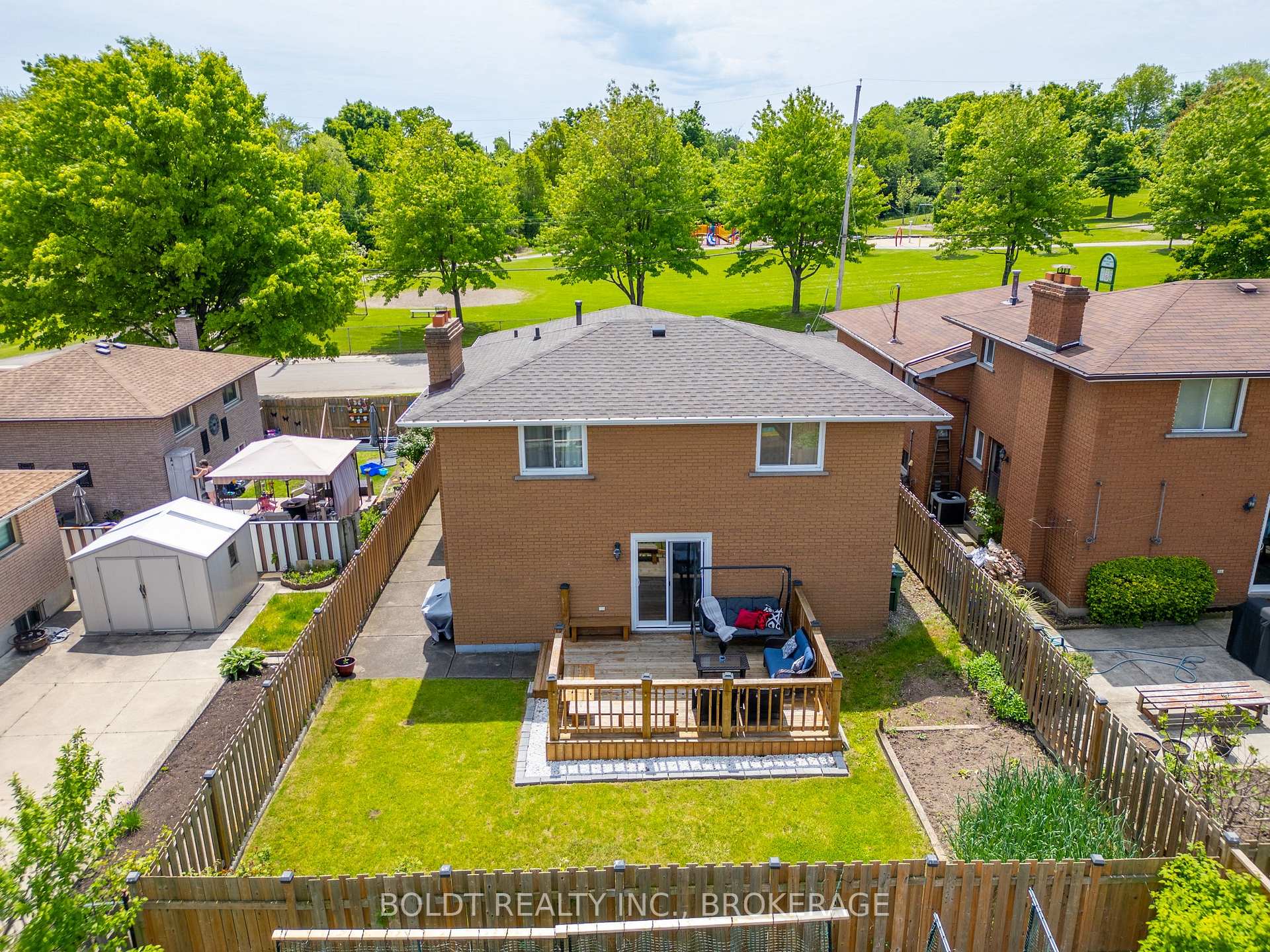 Photo 34 of 124 Quaker Crescent, Hamilton, Quinndale — HOMEH
